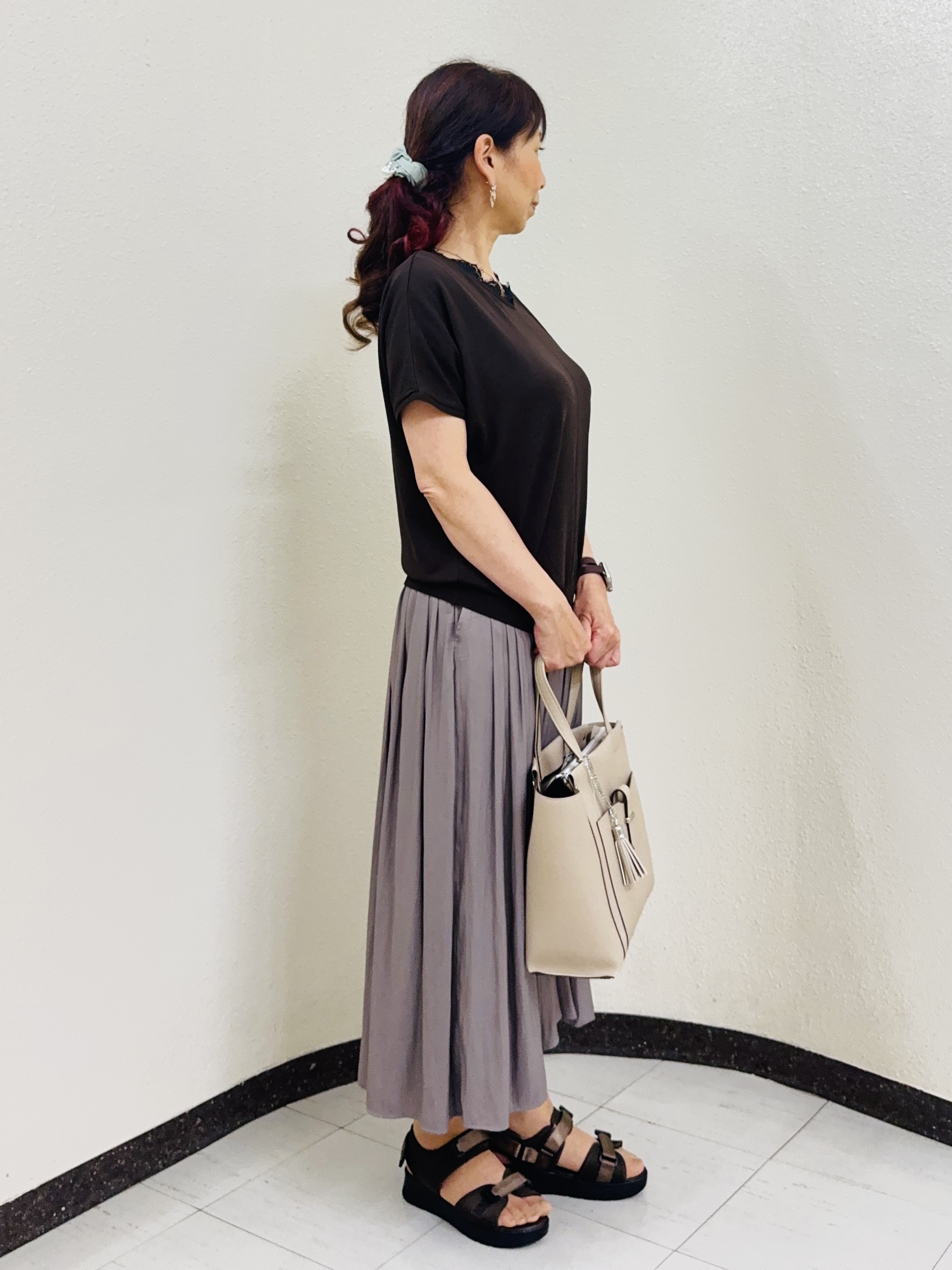 ⭐︎Eimi⭐︎さんの「Reflect｜【二の腕カバー／手洗い可】ネックレース フレンチスリーブニット」を使ったコーディネート
