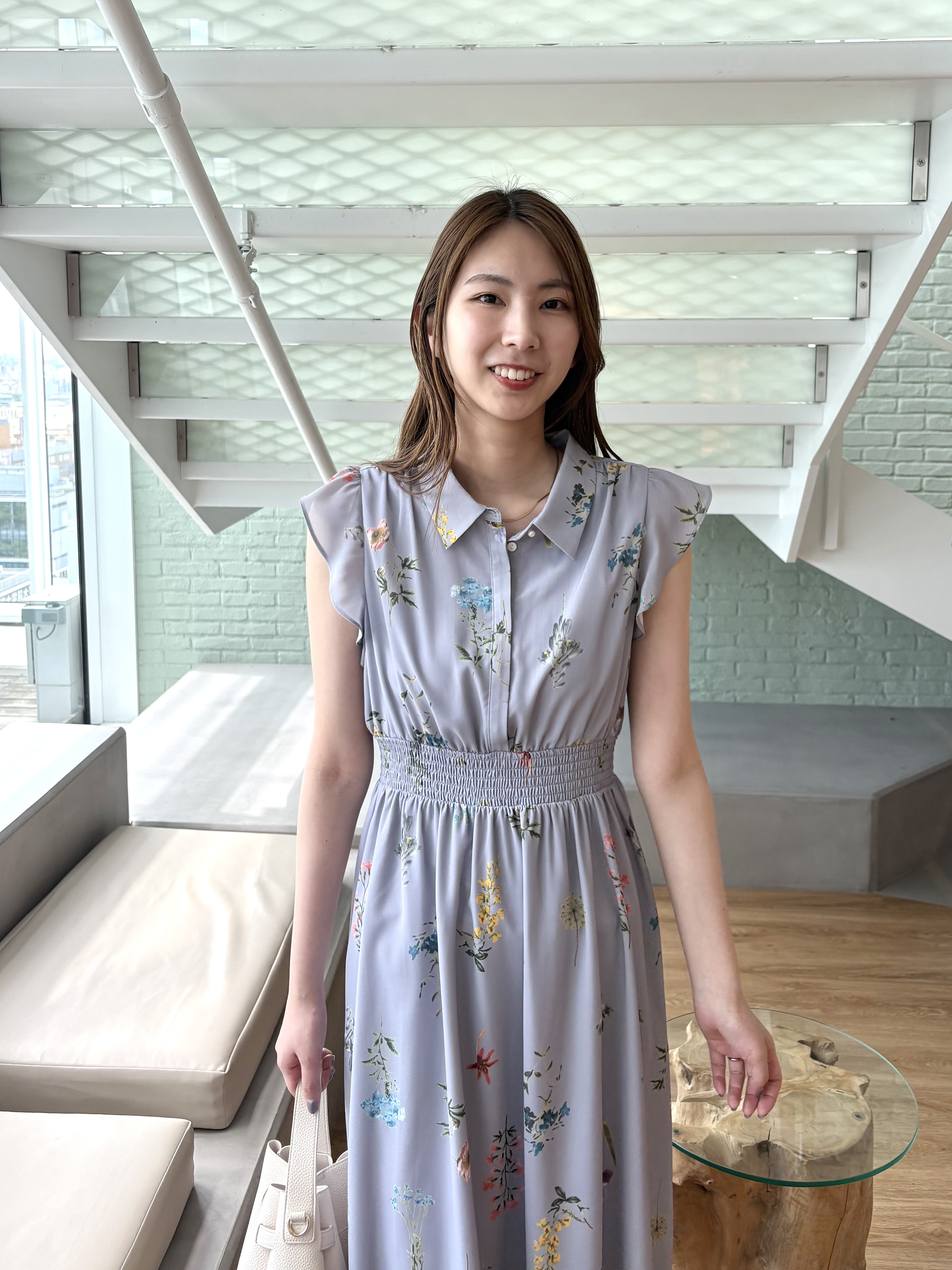 めぐさんの「index｜ボタニカルフレアワンピース【洗濯機OK】」を使ったコーディネート