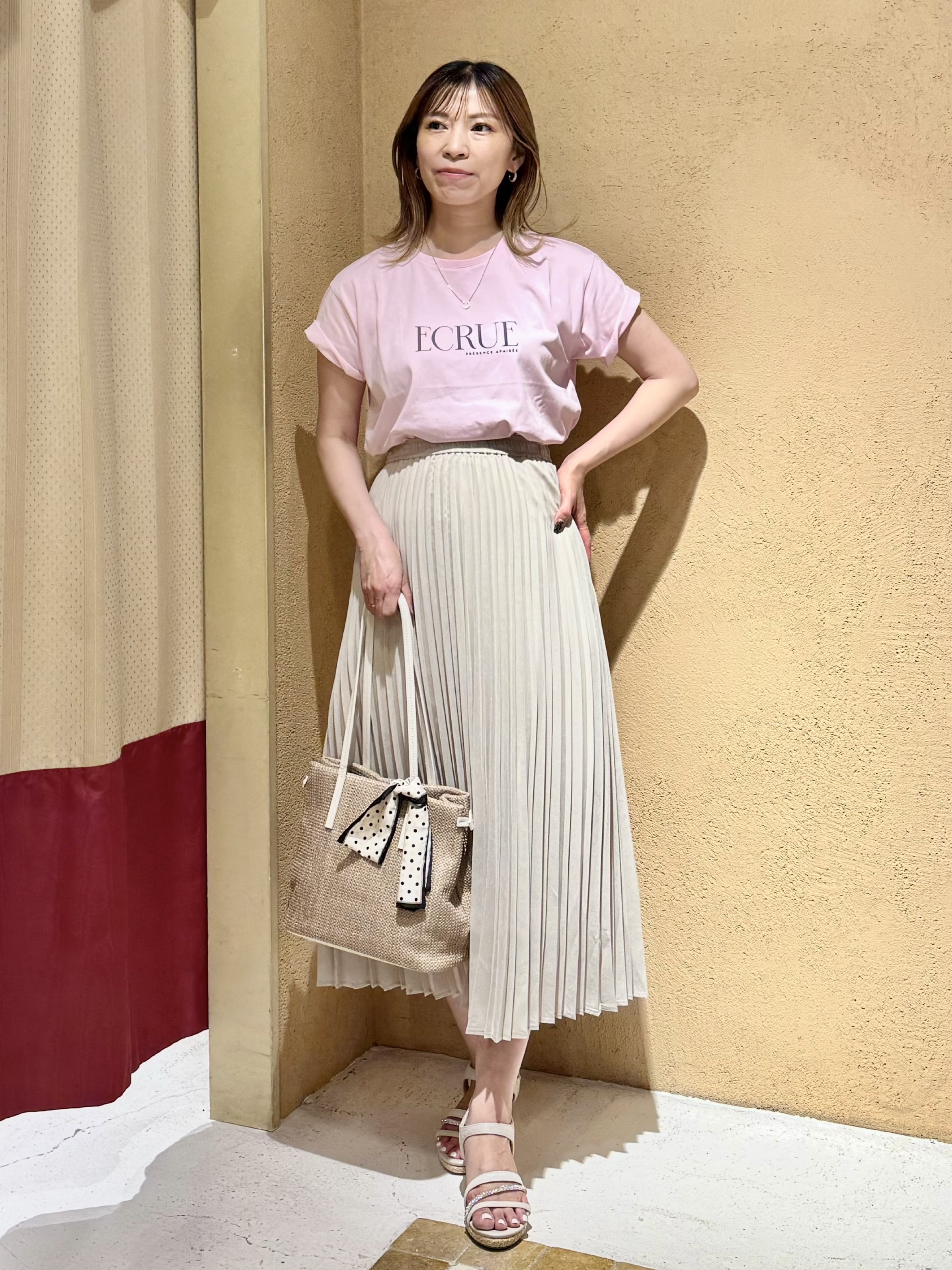 さち。さんの「grove｜【遮熱／吸水速乾／接触冷感／UVカット】ベーシックロゴTシャツ」を使ったコーディネート