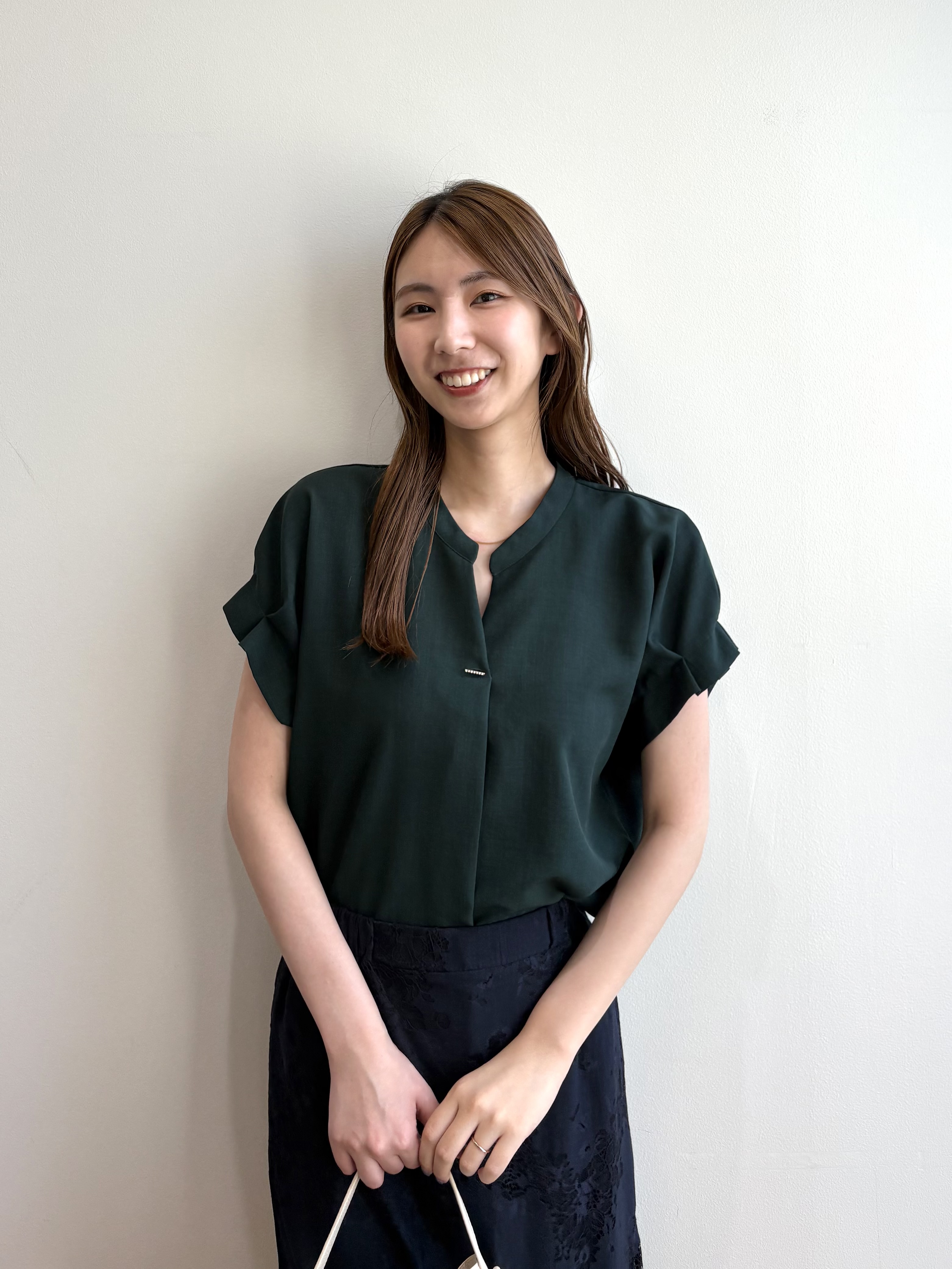 めぐさんの「index｜【接触冷感／吸水速乾】タックスキッパーブラウス《防シワ／イージーアイロン／洗濯機OK／9col》」を使ったコーディネート
