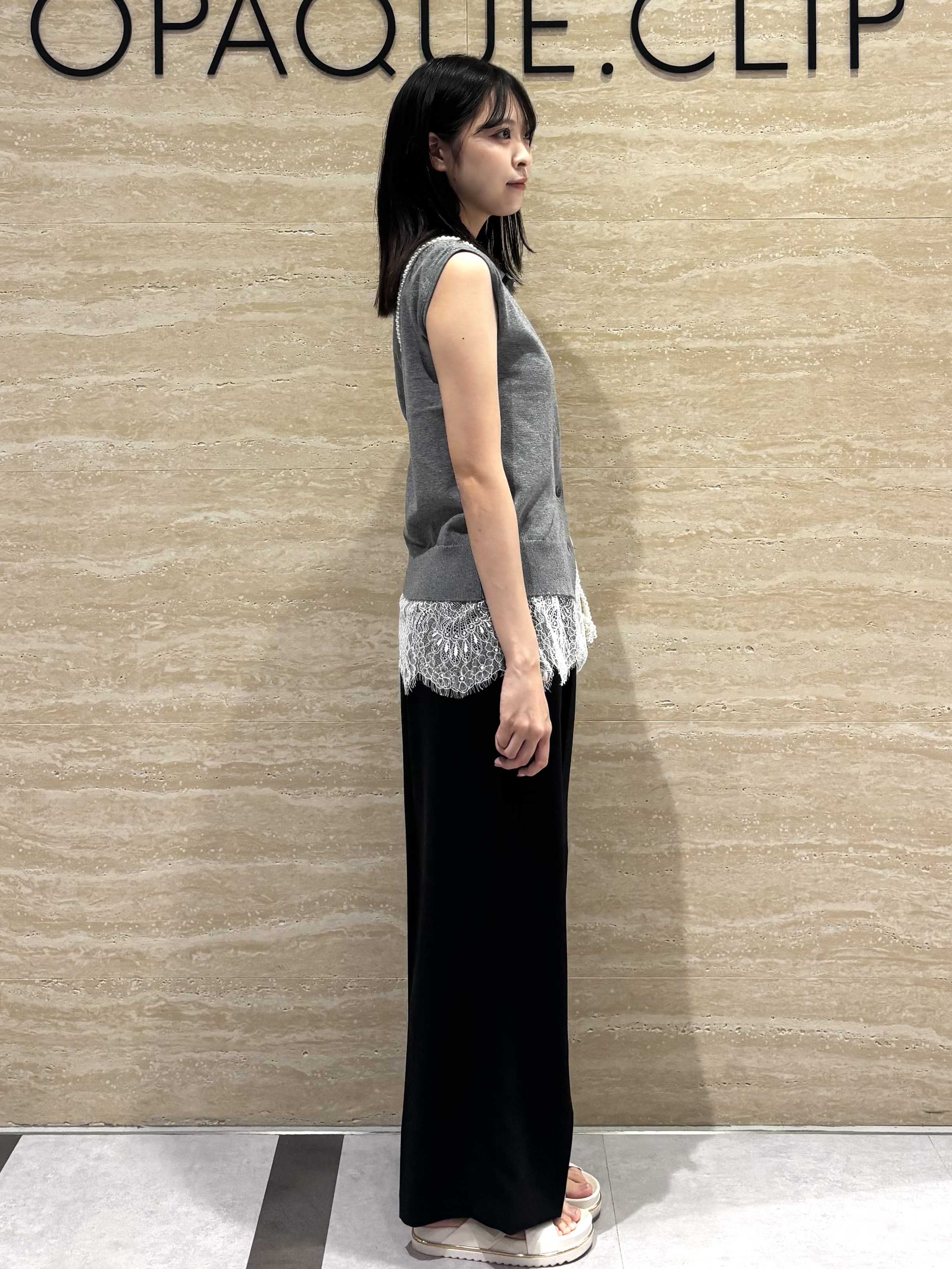 Ririkaさんの「OPAQUE.CLIP｜配色衿フレンチスリーブニット【洗濯機OK】」を使ったコーディネート