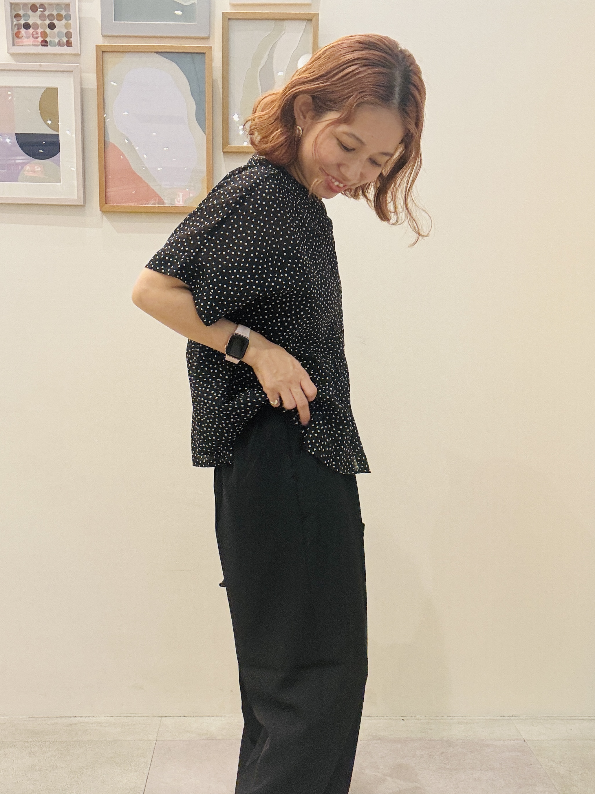たけぴさんの「SHOO･LA･RUE｜2WAYシアーペプラムブラウス」を使ったコーディネート