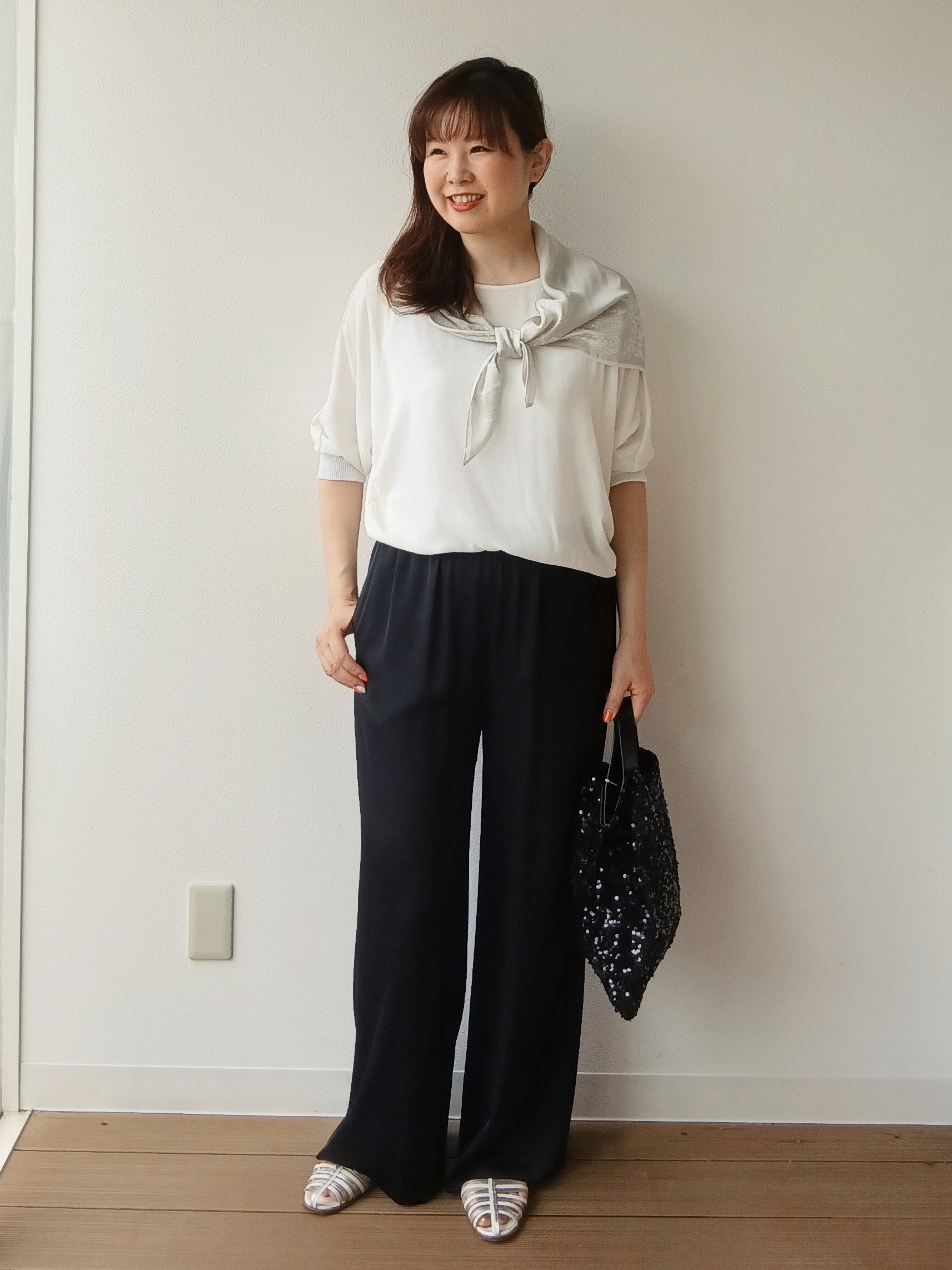 なみきさんの「UNTITLED｜ドルマンスリーブラウンドプルオーバー」を使ったコーディネート