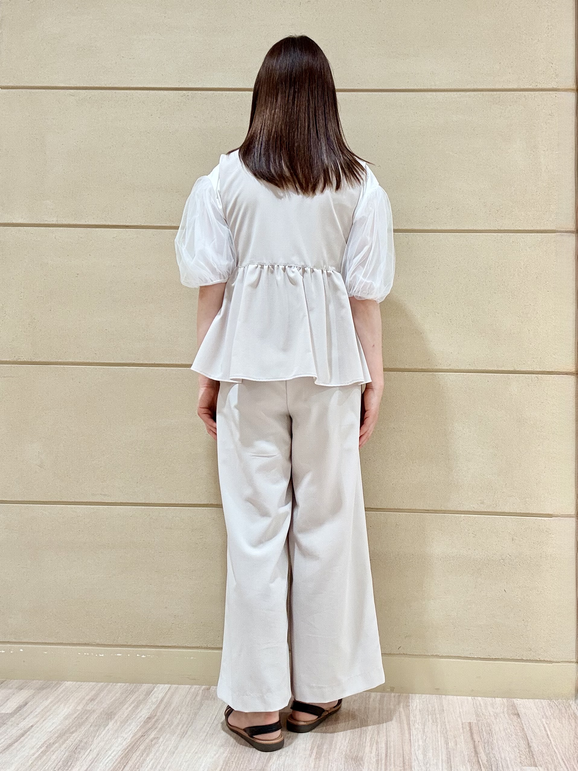 Marさんの「Reflect｜【単品使い◎】ペプラムベスト＋リラクシーパンツセット」を使ったコーディネート