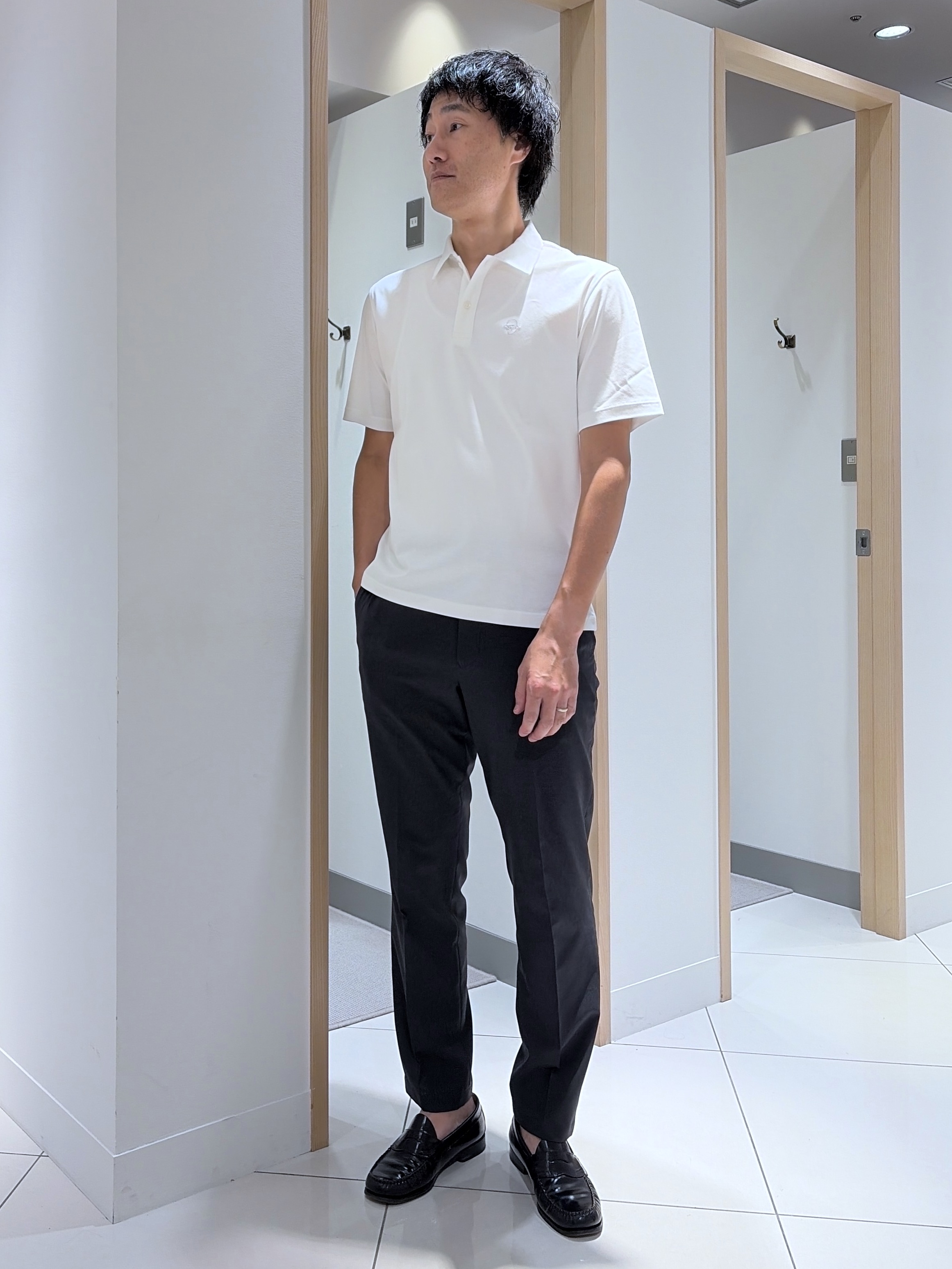 mutoさんの「TAKEO KIKUCHI｜【接触冷感】アイスクリアコットン ワンポイント ポロシャツ」を使ったコーディネート