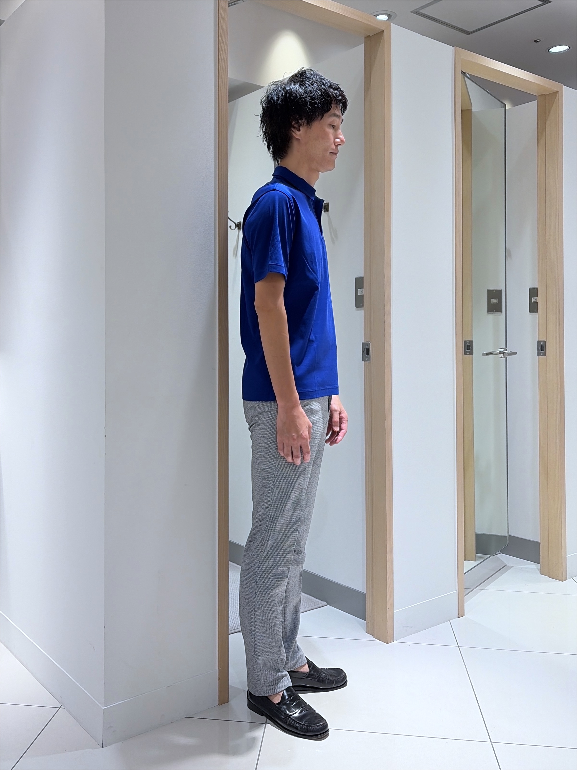 mutoさんの「TAKEO KIKUCHI｜【接触冷感】アイスクリアコットン ワンポイント ポロシャツ」を使ったコーディネート