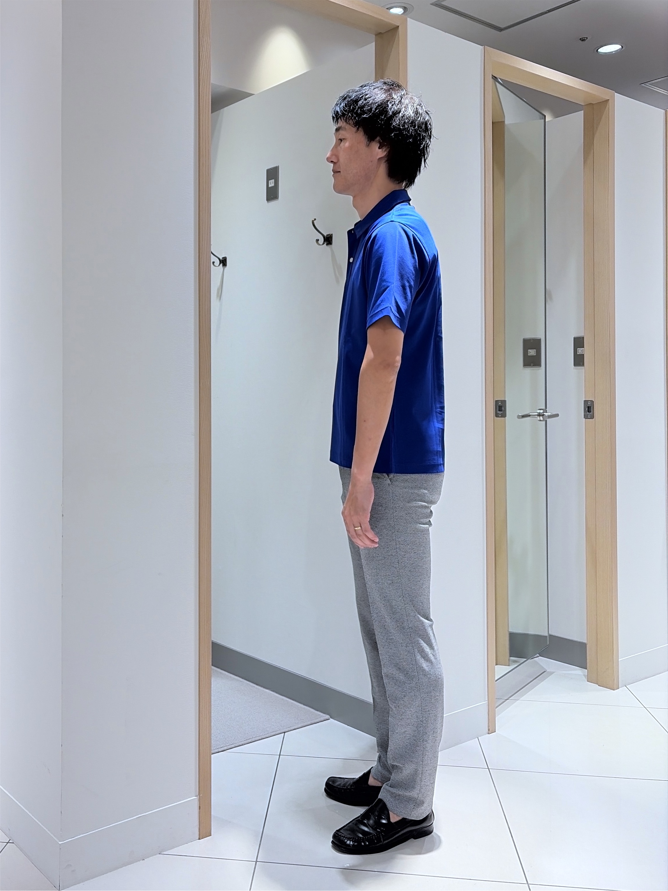 mutoさんの「TAKEO KIKUCHI｜【接触冷感】アイスクリアコットン ワンポイント ポロシャツ」を使ったコーディネート