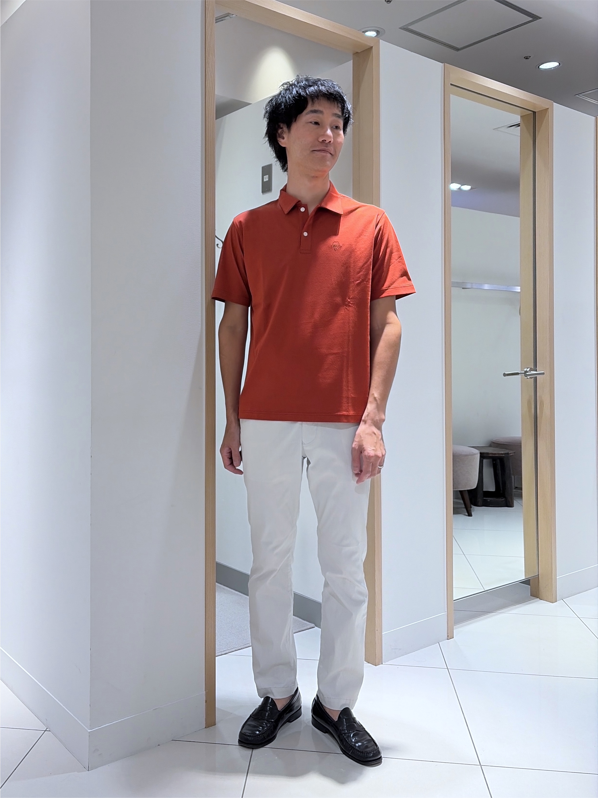 mutoさんの「TAKEO KIKUCHI｜【接触冷感】アイスクリアコットン ワンポイント ポロシャツ」を使ったコーディネート