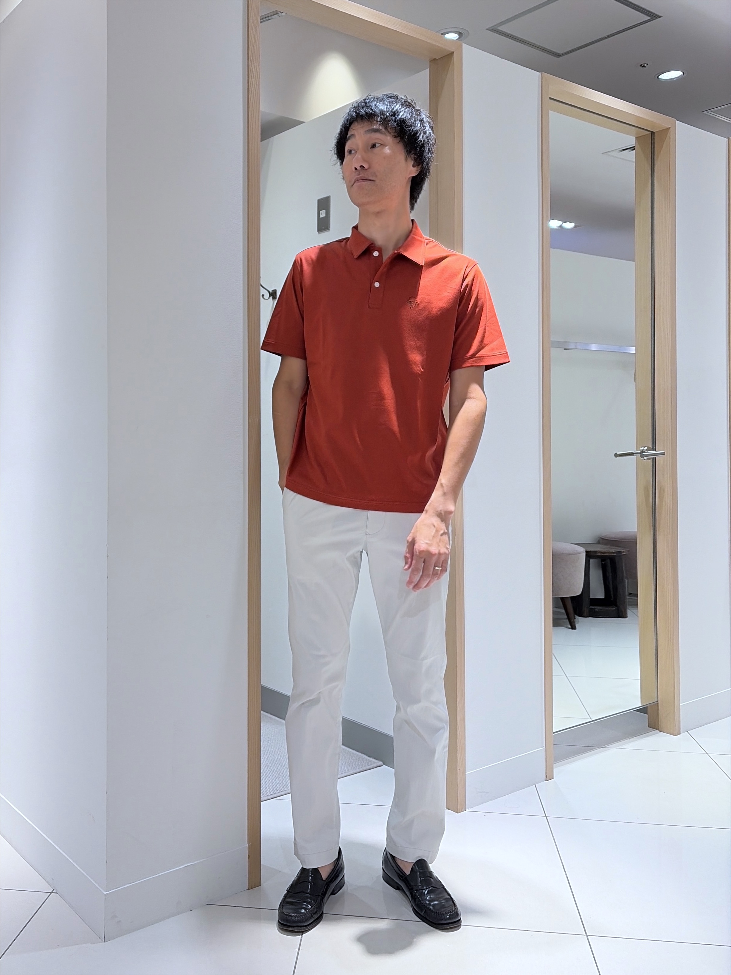 mutoさんの「TAKEO KIKUCHI｜【接触冷感】アイスクリアコットン ワンポイント ポロシャツ」を使ったコーディネート
