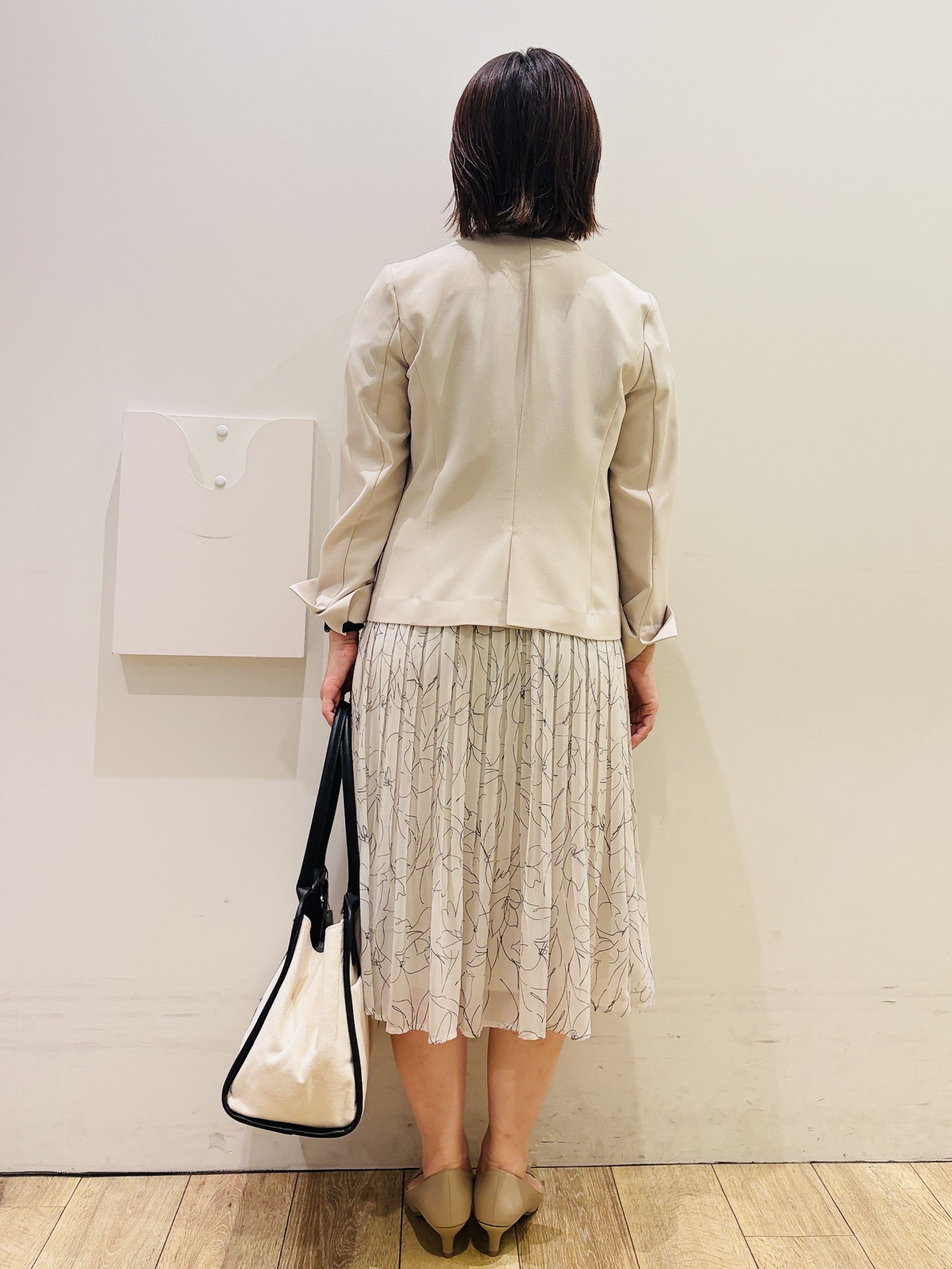 YUKOさんの「index｜【接触冷感／吸水速乾】ノーカラージャケット／セットアップ対応可《洗える／防シワ／ストレッチ》」を使ったコーディネート