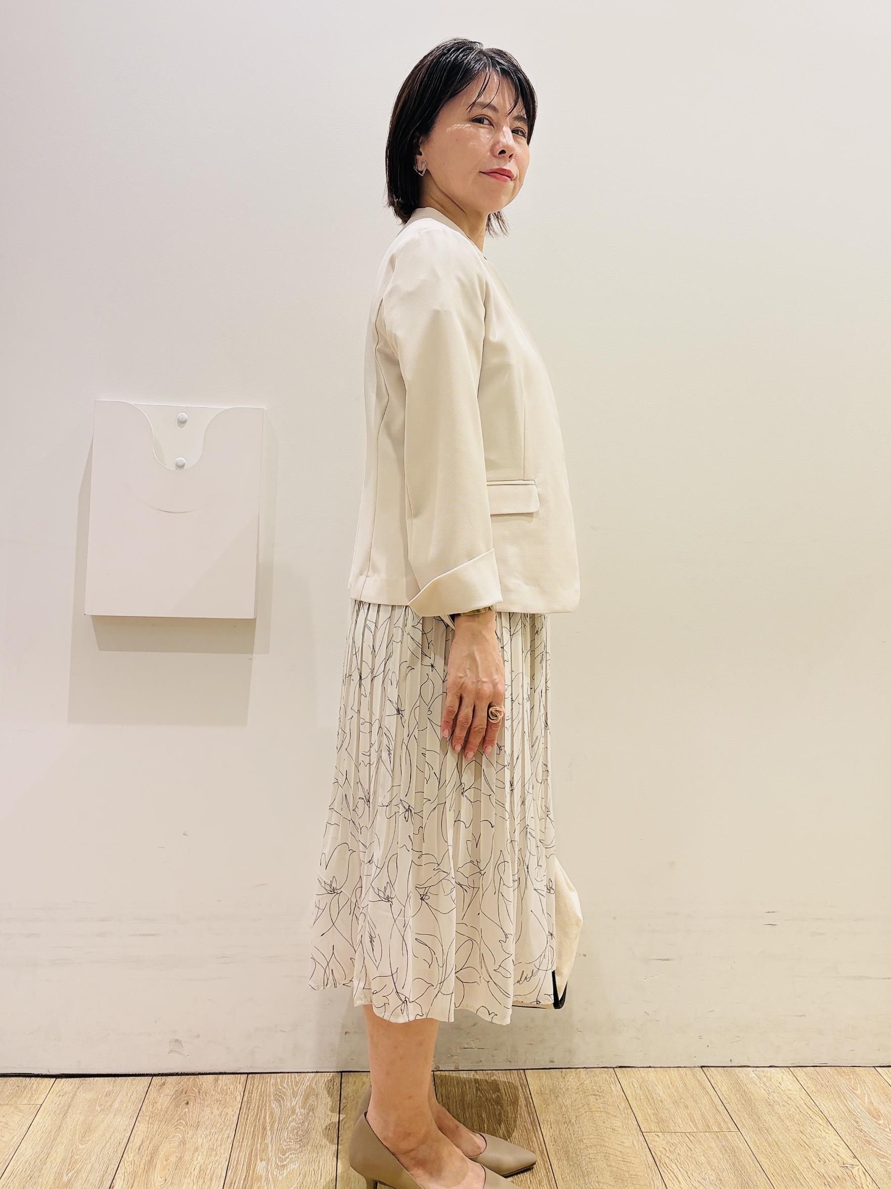 YUKOさんの「index｜【接触冷感／吸水速乾】ノーカラージャケット／セットアップ対応可《洗える／防シワ／ストレッチ》」を使ったコーディネート