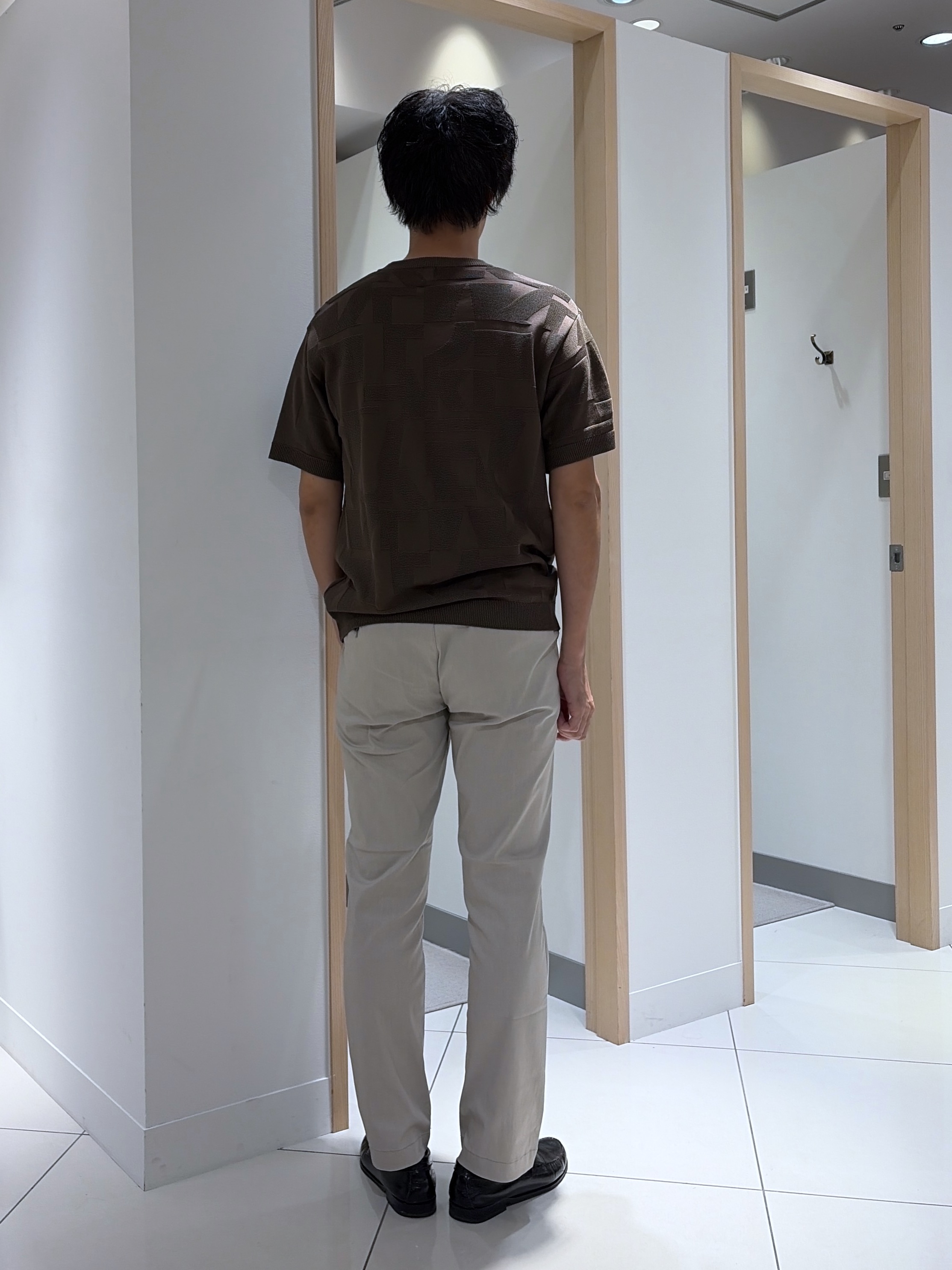 mutoさんの「TAKEO KIKUCHI｜【徳島ニット】ニットＴシャツ」を使ったコーディネート