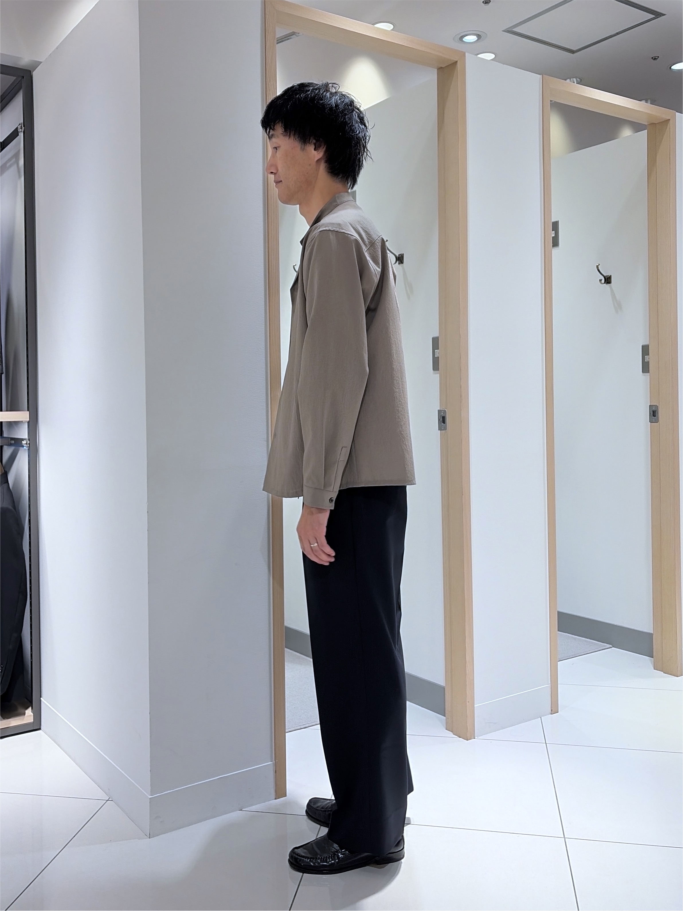 mutoさんの「TAKEO KIKUCHI｜【撥水・洗える・シワになりにくい】 リランチェ（R） シャツ」を使ったコーディネート