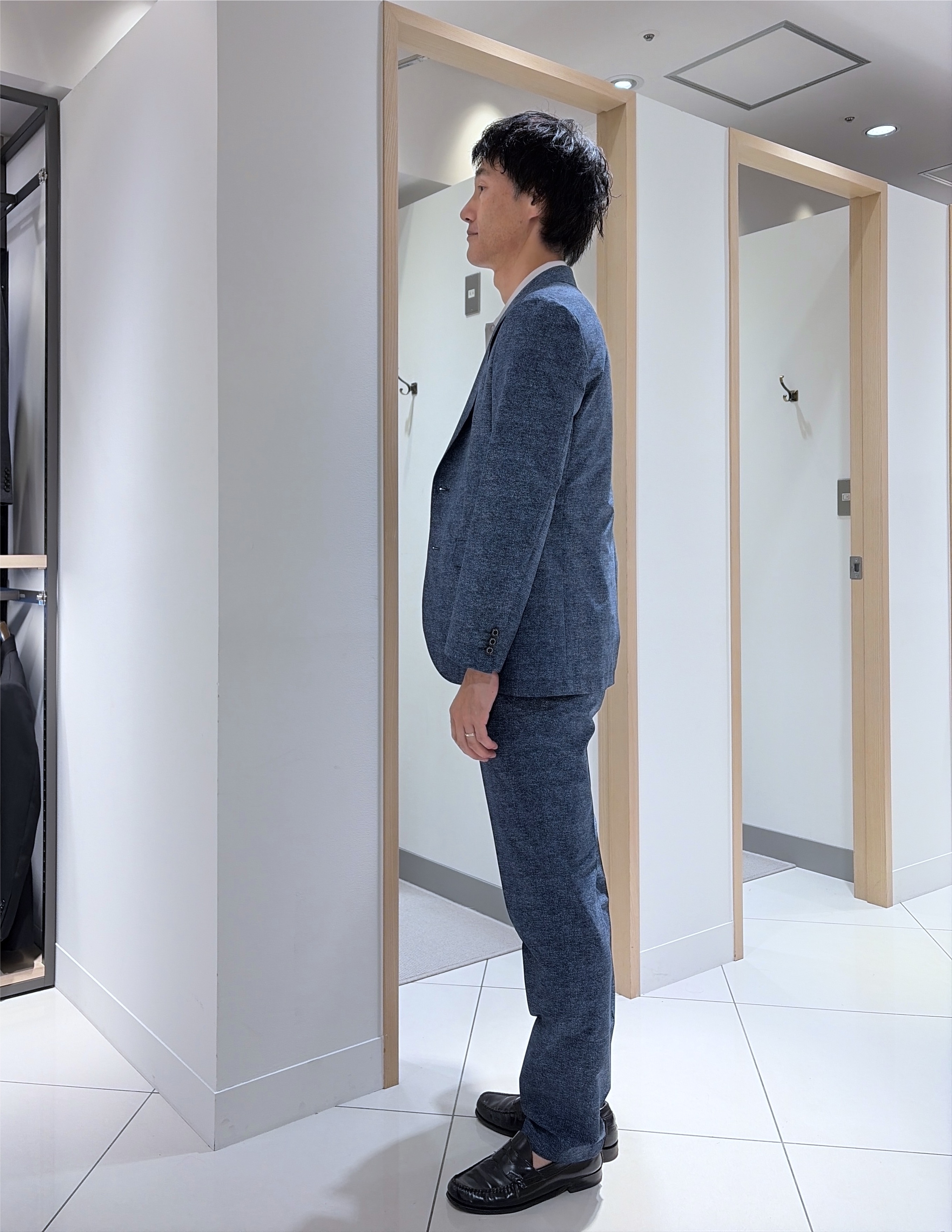 mutoさんの「TAKEO KIKUCHI｜【抗菌防臭】COOL DOTS（R）ドビープリント パンツ」を使ったコーディネート