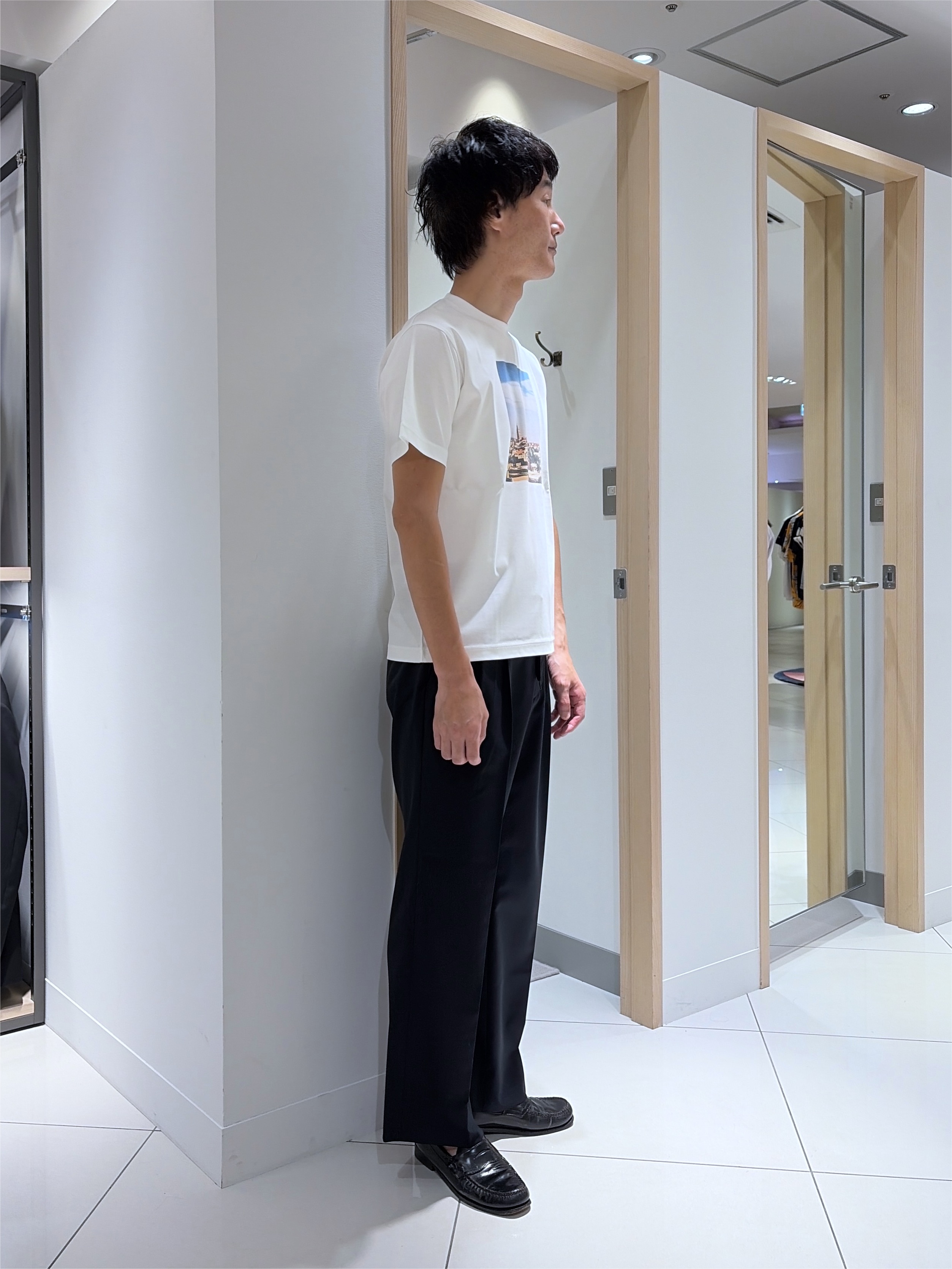 mutoさんの「TAKEO KIKUCHI｜マラケシュ フォト Tシャツ」を使ったコーディネート