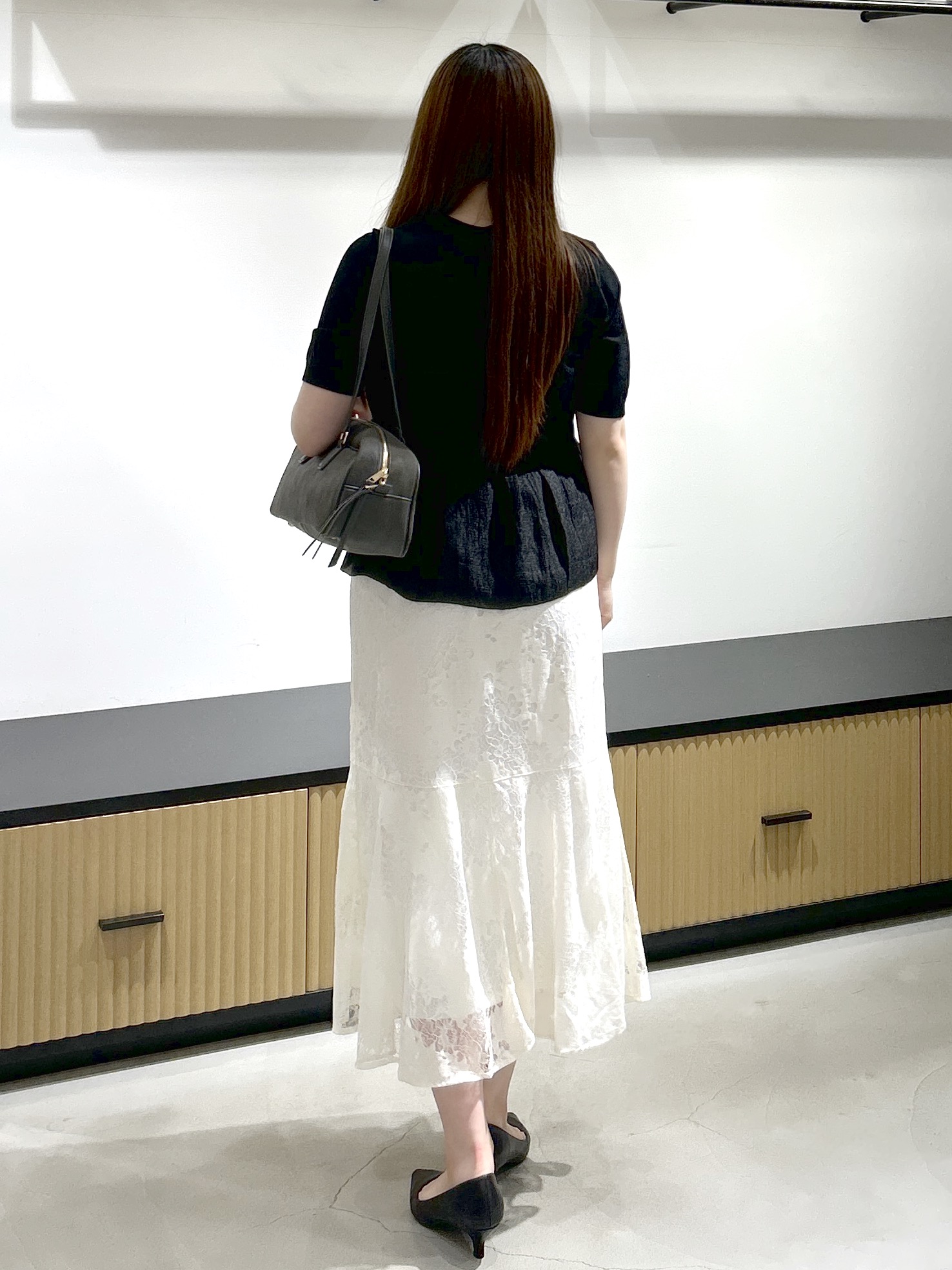 sayaさんの「OPAQUE.CLIP｜ペプラムレイヤードカーディガン【洗濯機OK】」を使ったコーディネート