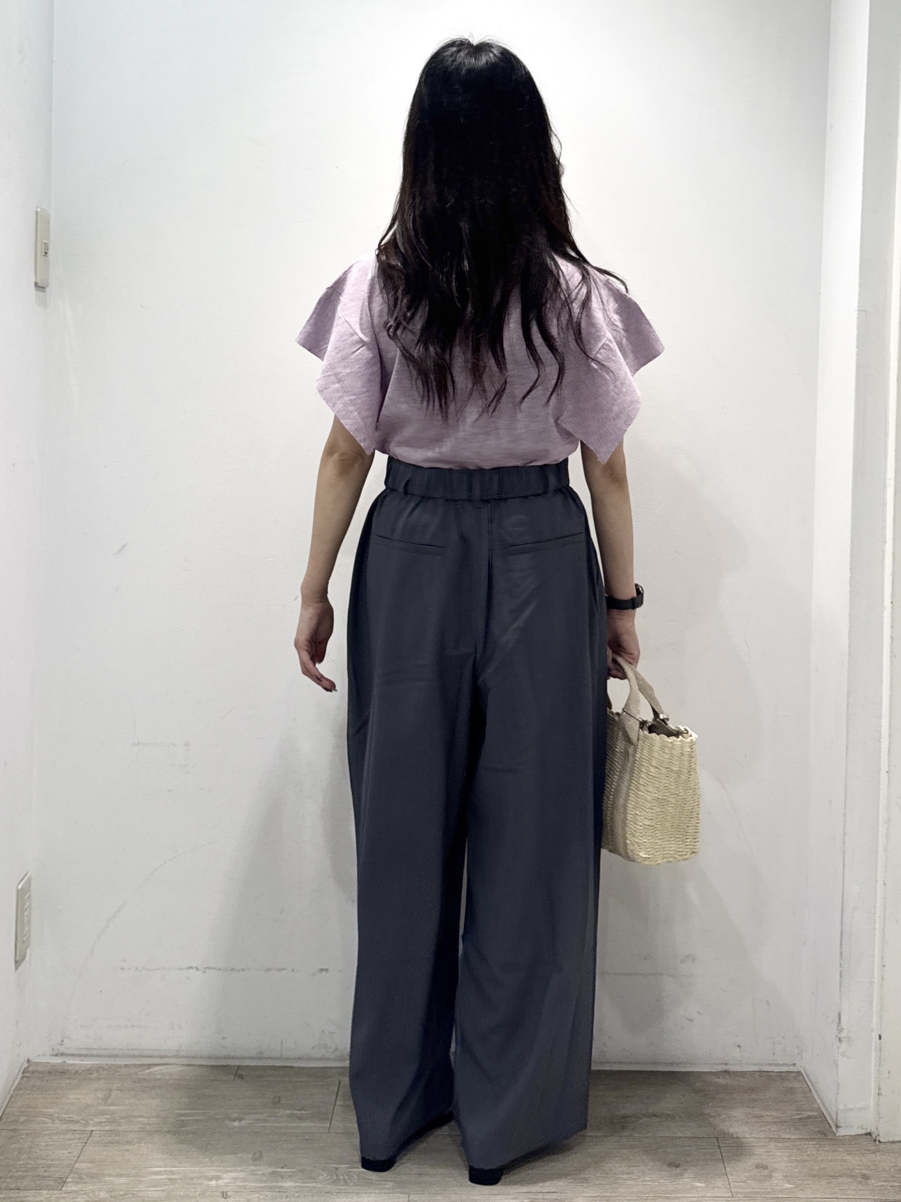 yuicciさんの「OPAQUE.CLIP｜『STORY Web7月掲載』ドライタッチラメニット《UV／洗える／6col》」を使ったコーディネート