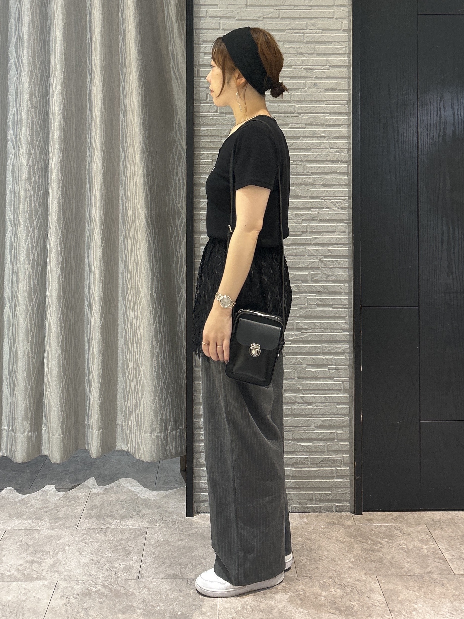 ga_riさんの「THE SHOP TK｜ヘンリーネック ワンポイント刺繍トップス」を使ったコーディネート