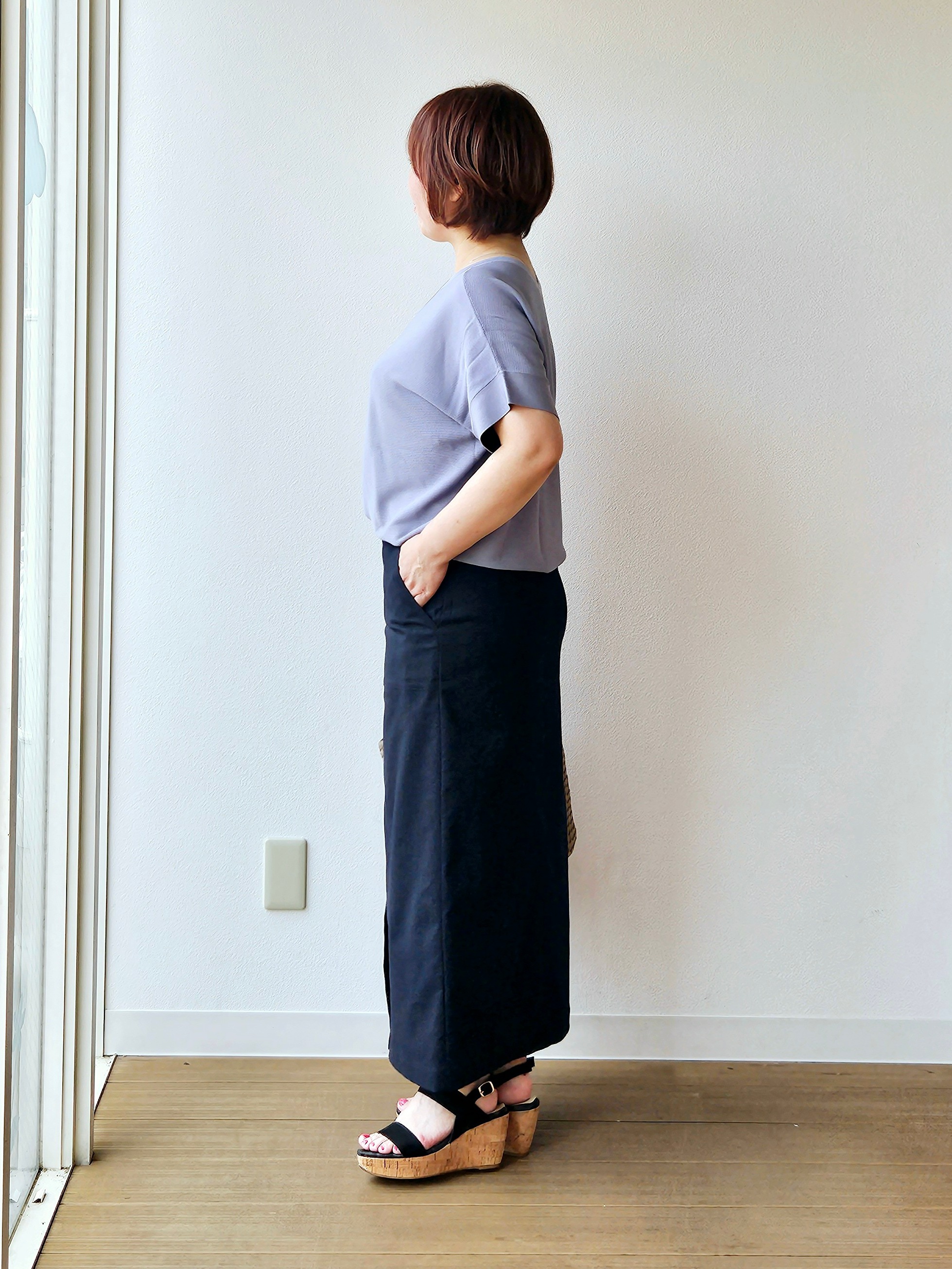 やじまさんの「UNTITLED｜【11色展開/体型カバー】前後2WAYフレンチスリーブニット」を使ったコーディネート