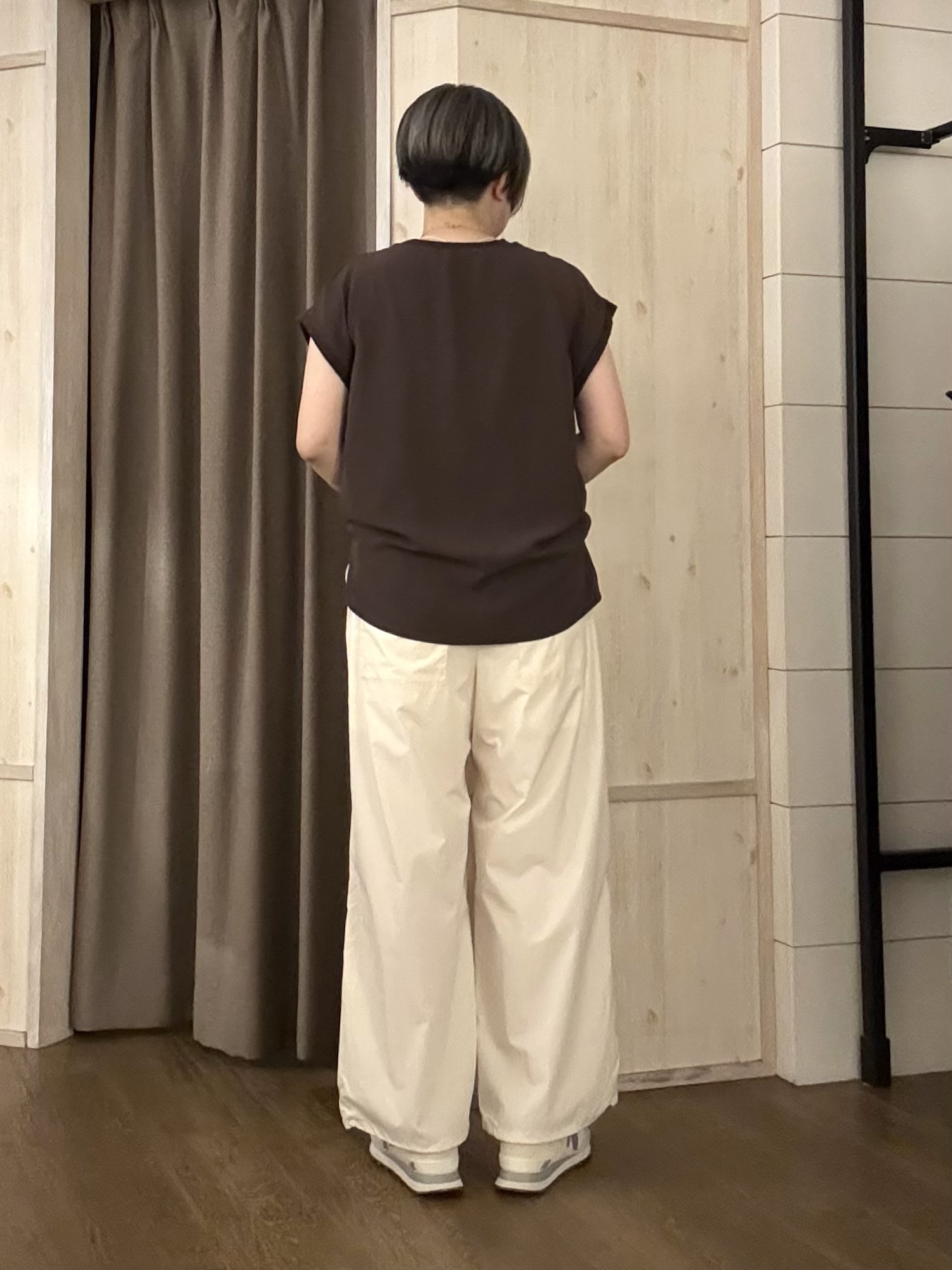 aiさんの「THE SHOP TK｜【ひんやりさらさら】軽やかに着られる プリントTシャツ」を使ったコーディネート