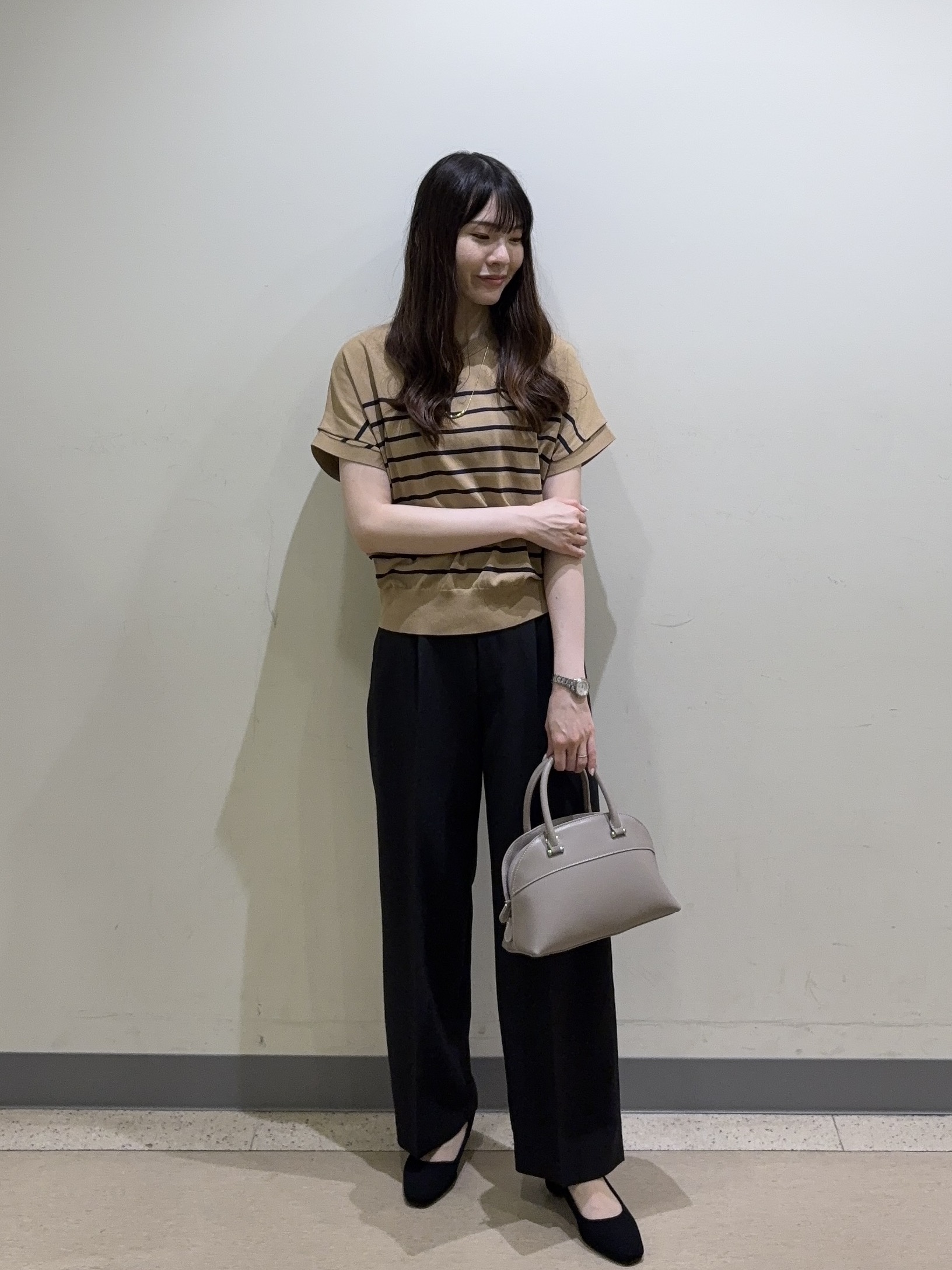 mayuさんの「UNTITLED｜【肌に張り付かない/前後2WAY】ドライタッチコットンプルオーバー」を使ったコーディネート