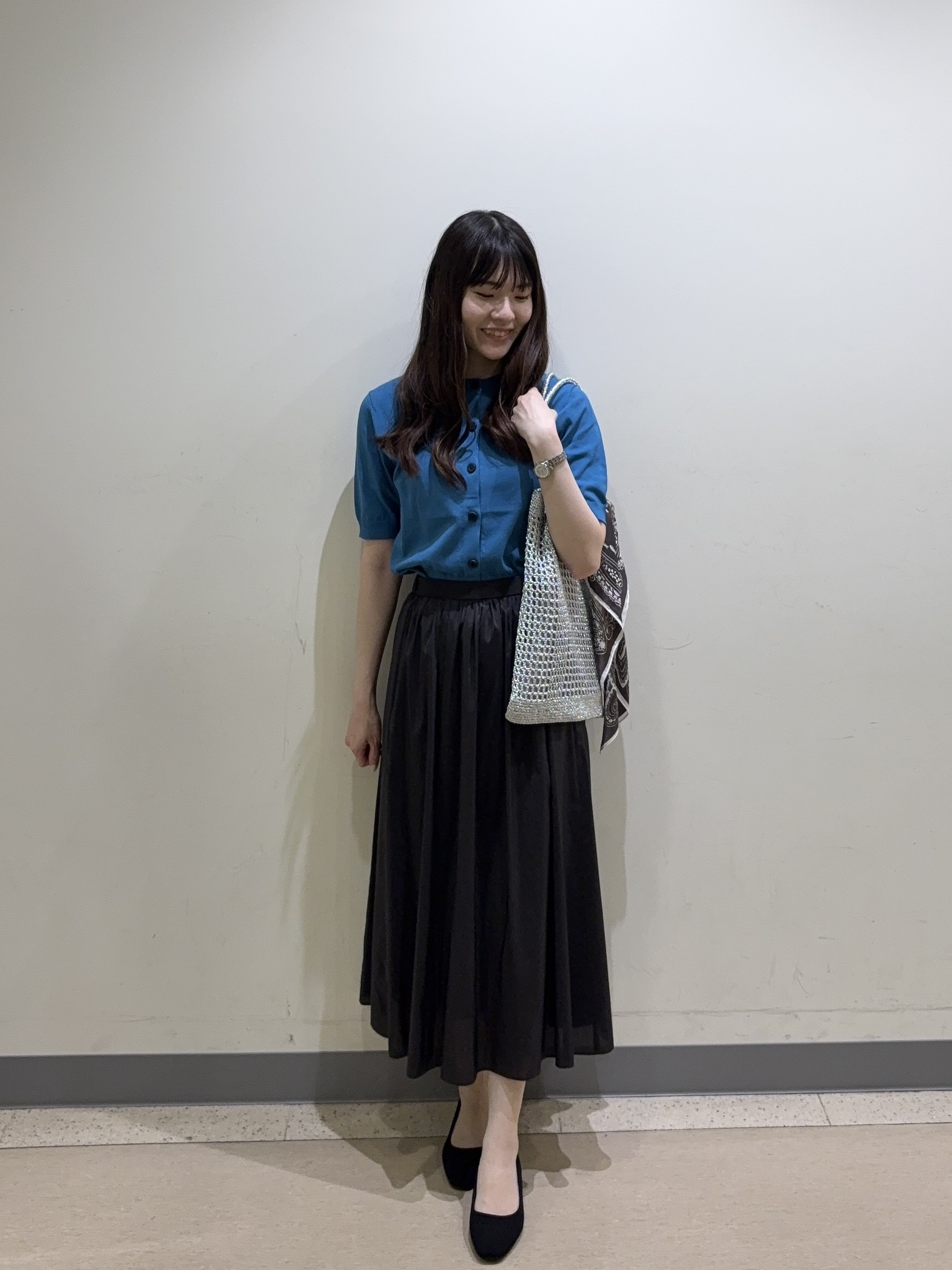 mayuさんの「UNTITLED｜【すっきりコンパクト】ドライタッチ5分袖カーディガン」を使ったコーディネート