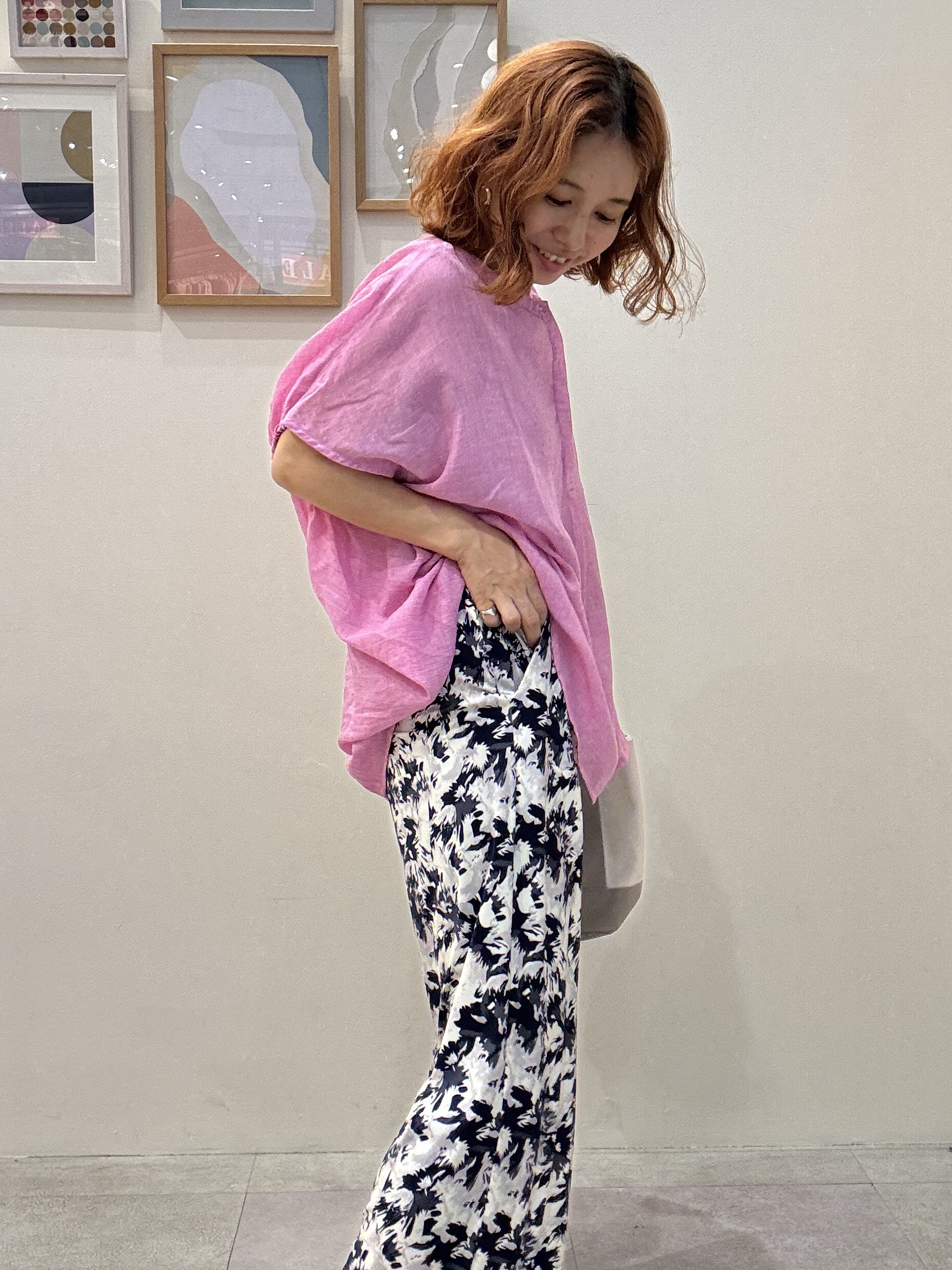 たけぴさんの「SHOO･LA･RUE｜【体型カバー】バルーン風ゆるシャツブラウス」を使ったコーディネート