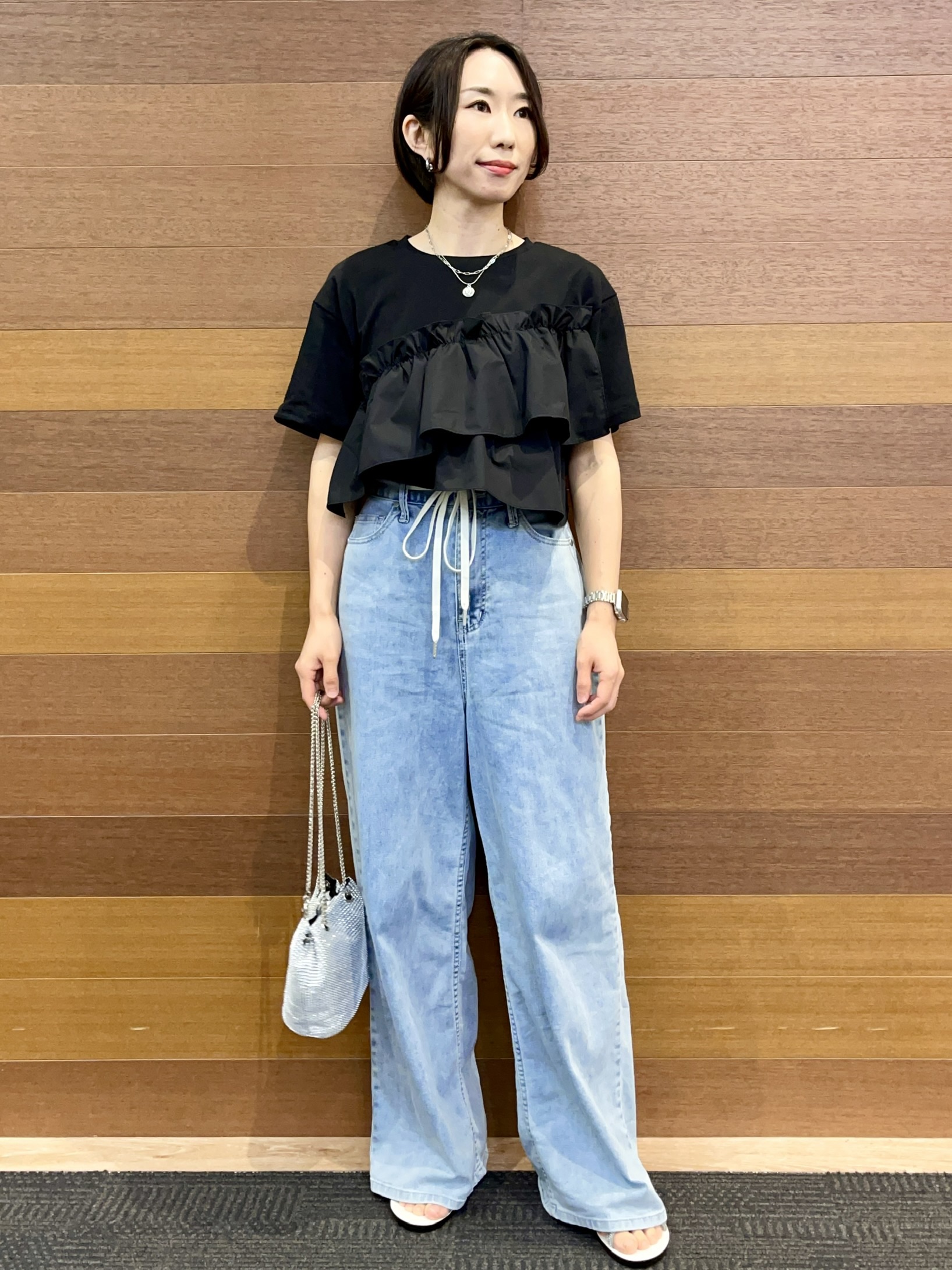 umiさんの「OPAQUE.CLIP｜【接触冷感】アシメフリルドッキングカットソー《洗濯機OK》」を使ったコーディネート