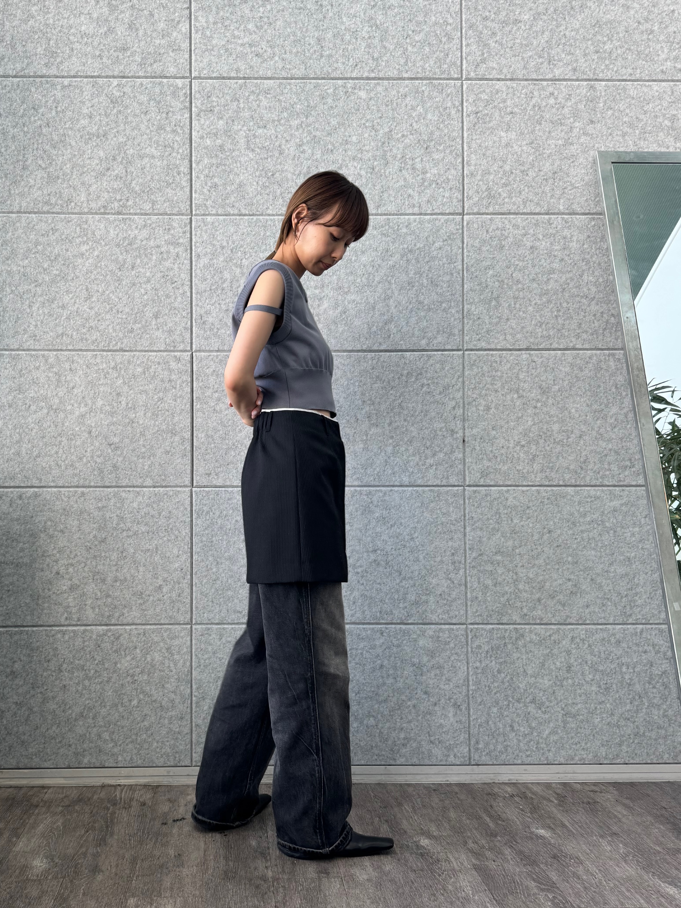 designer yukaさんの「CODE A｜design short vest」を使ったコーディネート