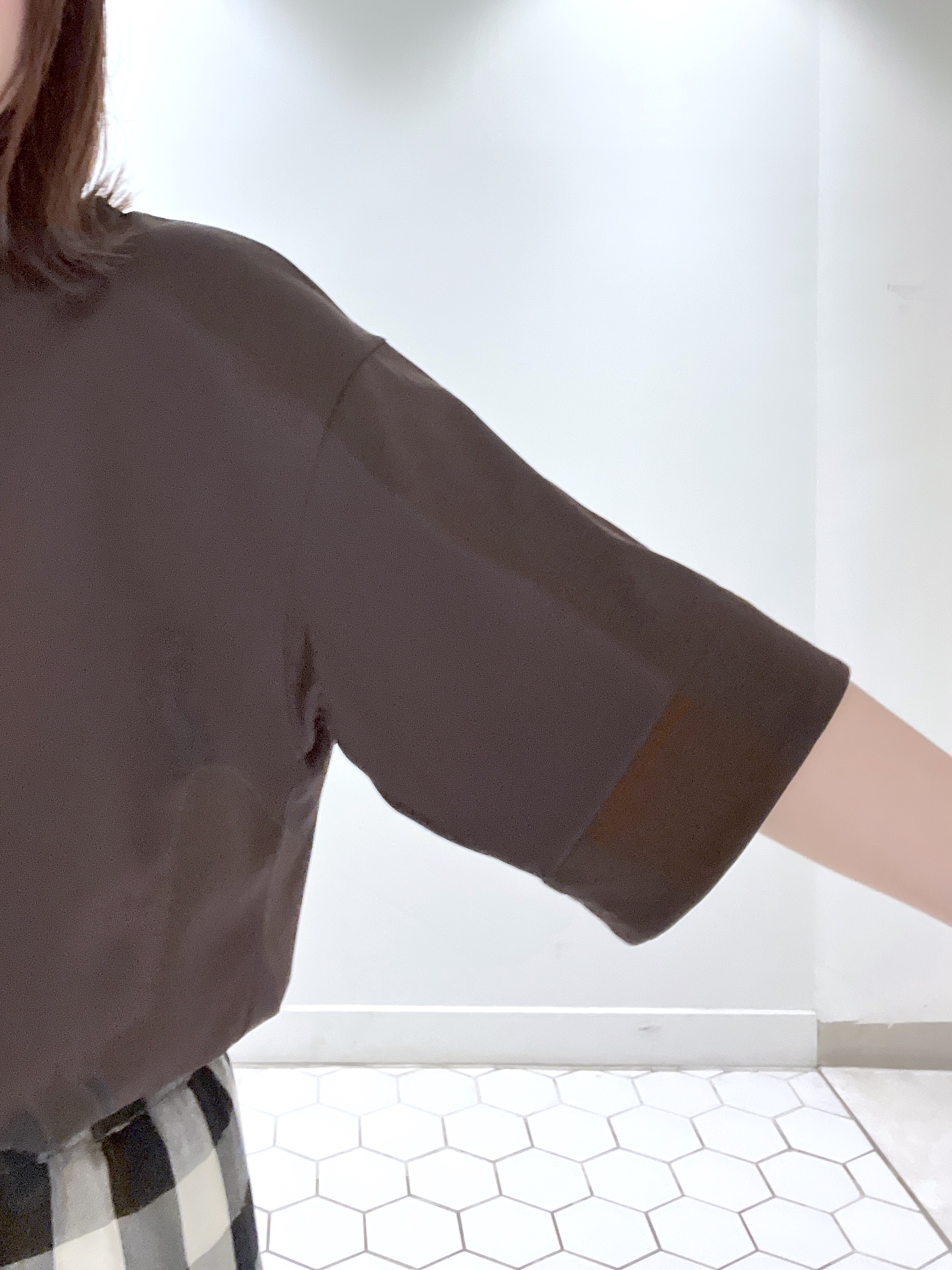 Makinoさんの「Dessin｜【汗シミ防止/UVカット】配色スリーブ 五分袖プルオーバー」を使ったコーディネート