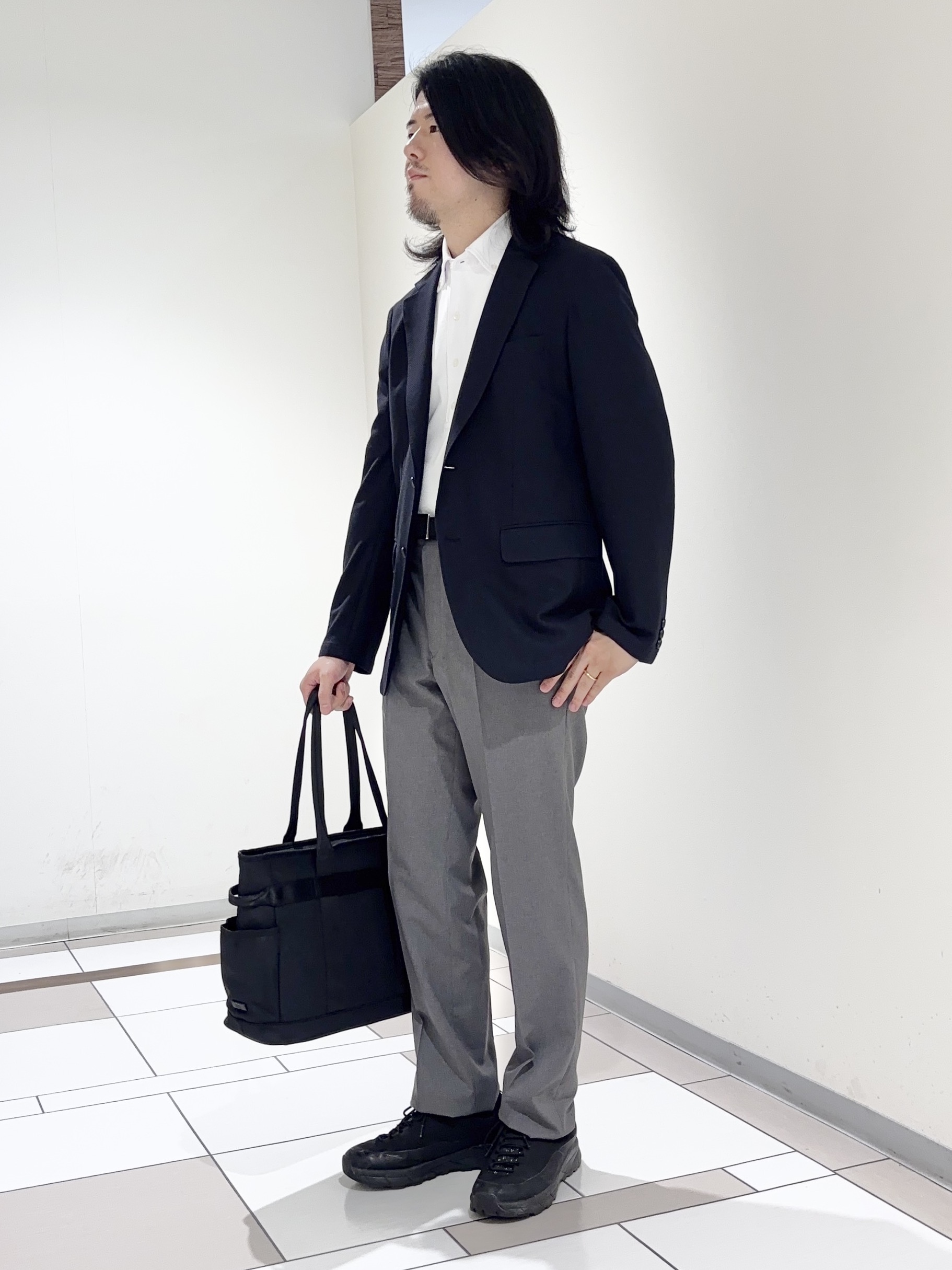 及川さんの「TAKEO KIKUCHI｜【抗菌防臭】CALCULO（R）ジャージ ジャケット」を使ったコーディネート