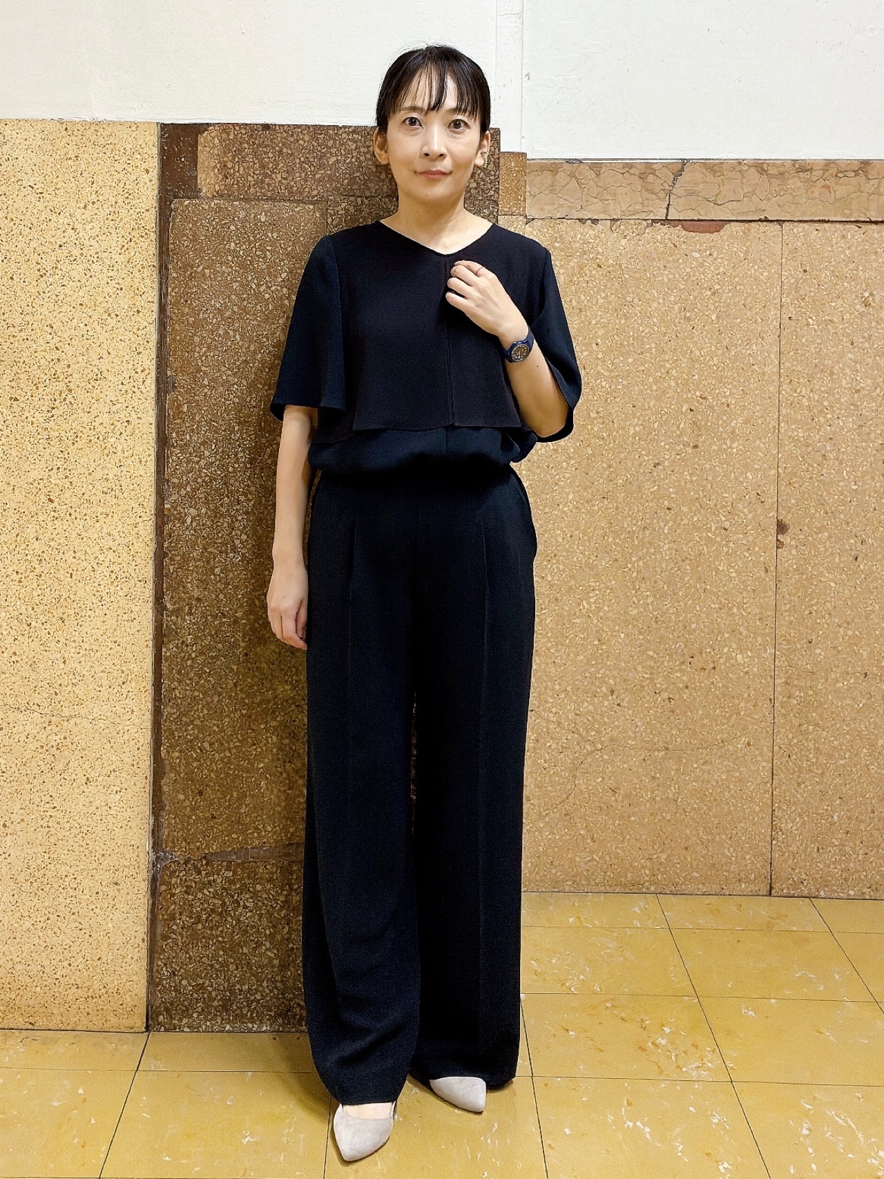 hattoriさんの「INDIVI｜【着る日傘】シフォンドッキングブラウス」を使ったコーディネート