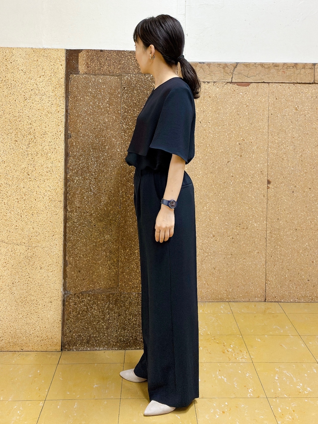 hattoriさんの「INDIVI｜【着る日傘】シフォンドッキングブラウス」を使ったコーディネート
