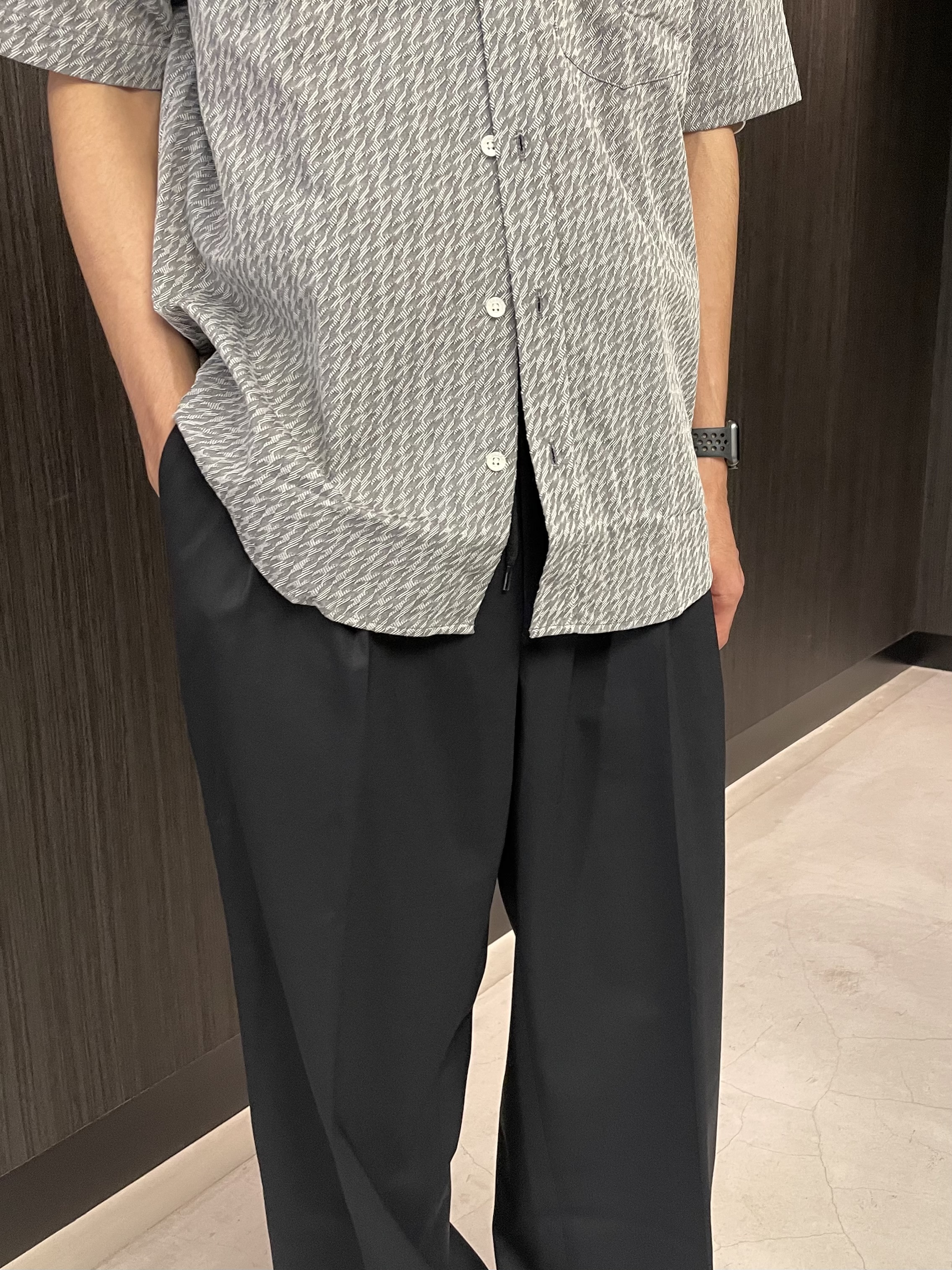 Okdさんの「TAKEO KIKUCHI｜播州織り 千鳥 半袖シャツ」を使ったコーディネート