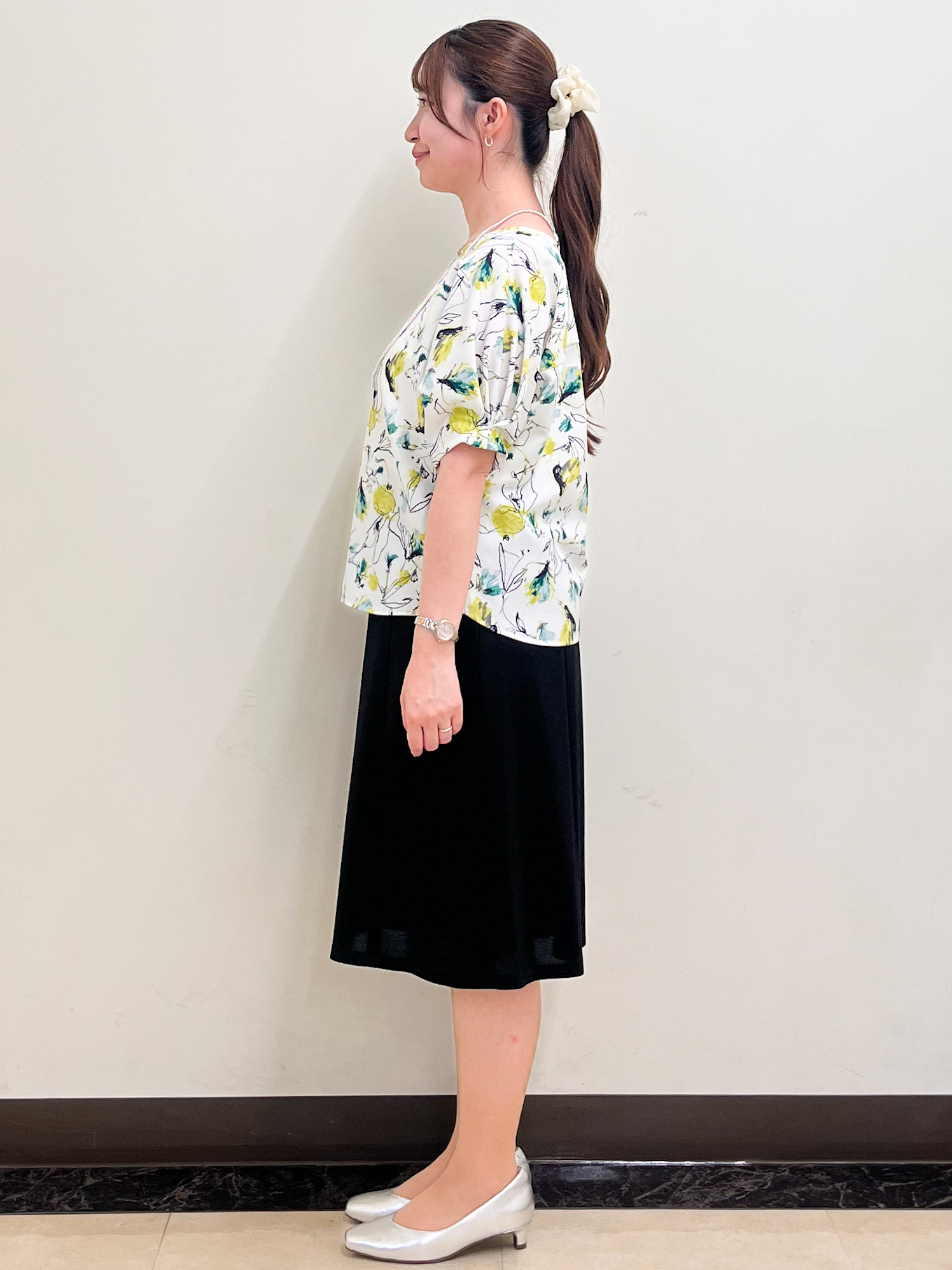 mikikoさんの「Reflect｜【セットアップ可】ボタニカル調プリントブラウス」を使ったコーディネート