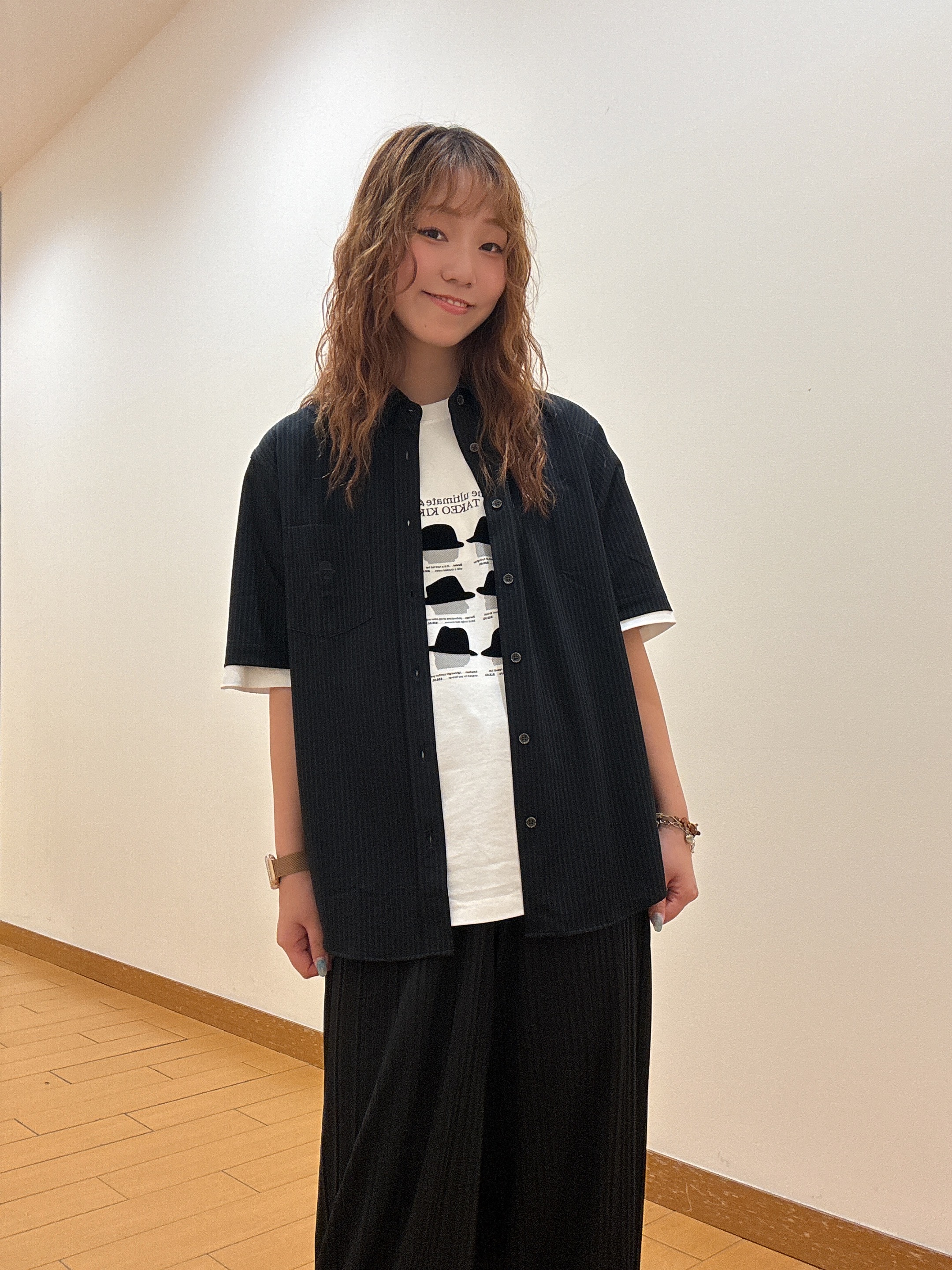 ヒナさんの「TAKEO KIKUCHI｜【BOWLER HAT LABEL】クールデオドラントジャージ ハットスタイルス 半袖Tシャツ」を使ったコーディネート