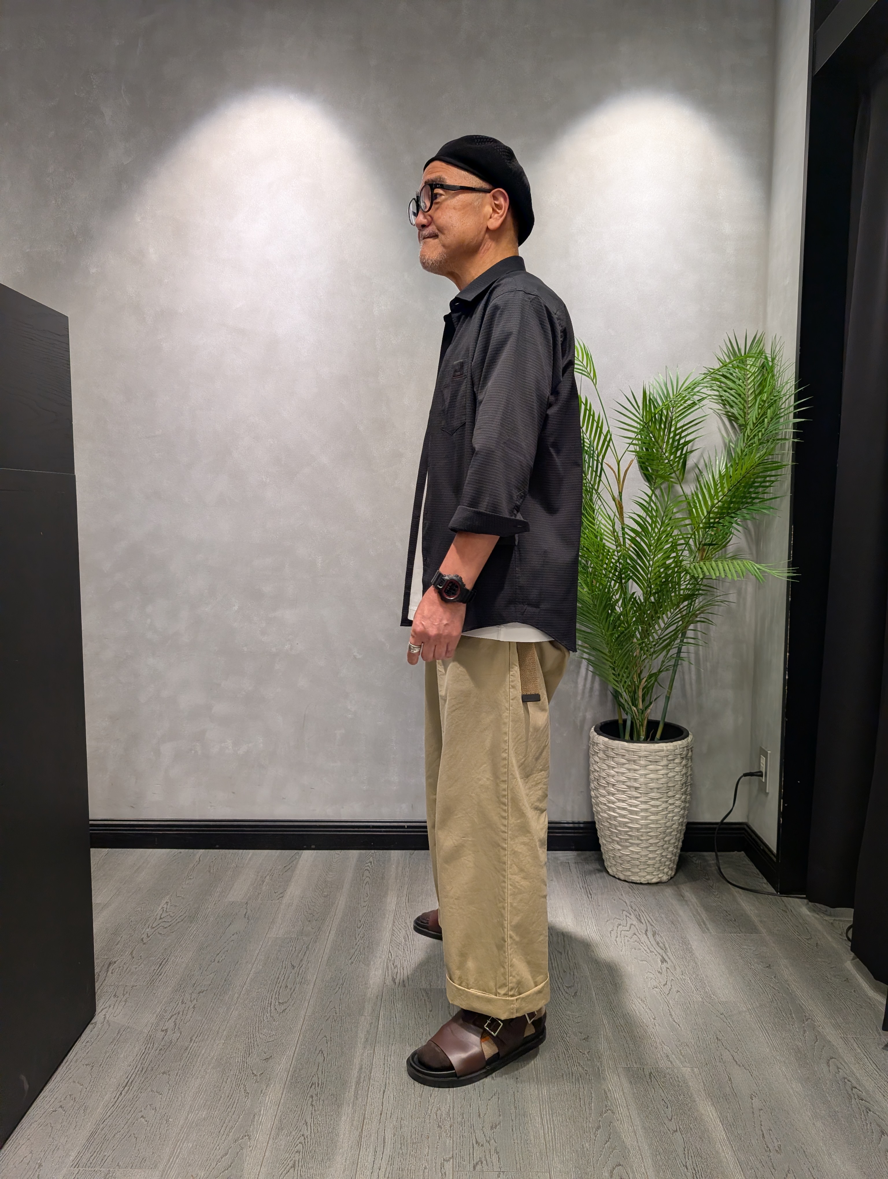 三谷義勝さんの「TAKEO KIKUCHI｜【日本製】JFP DotAir（R）サッカー7分袖シャツ」を使ったコーディネート