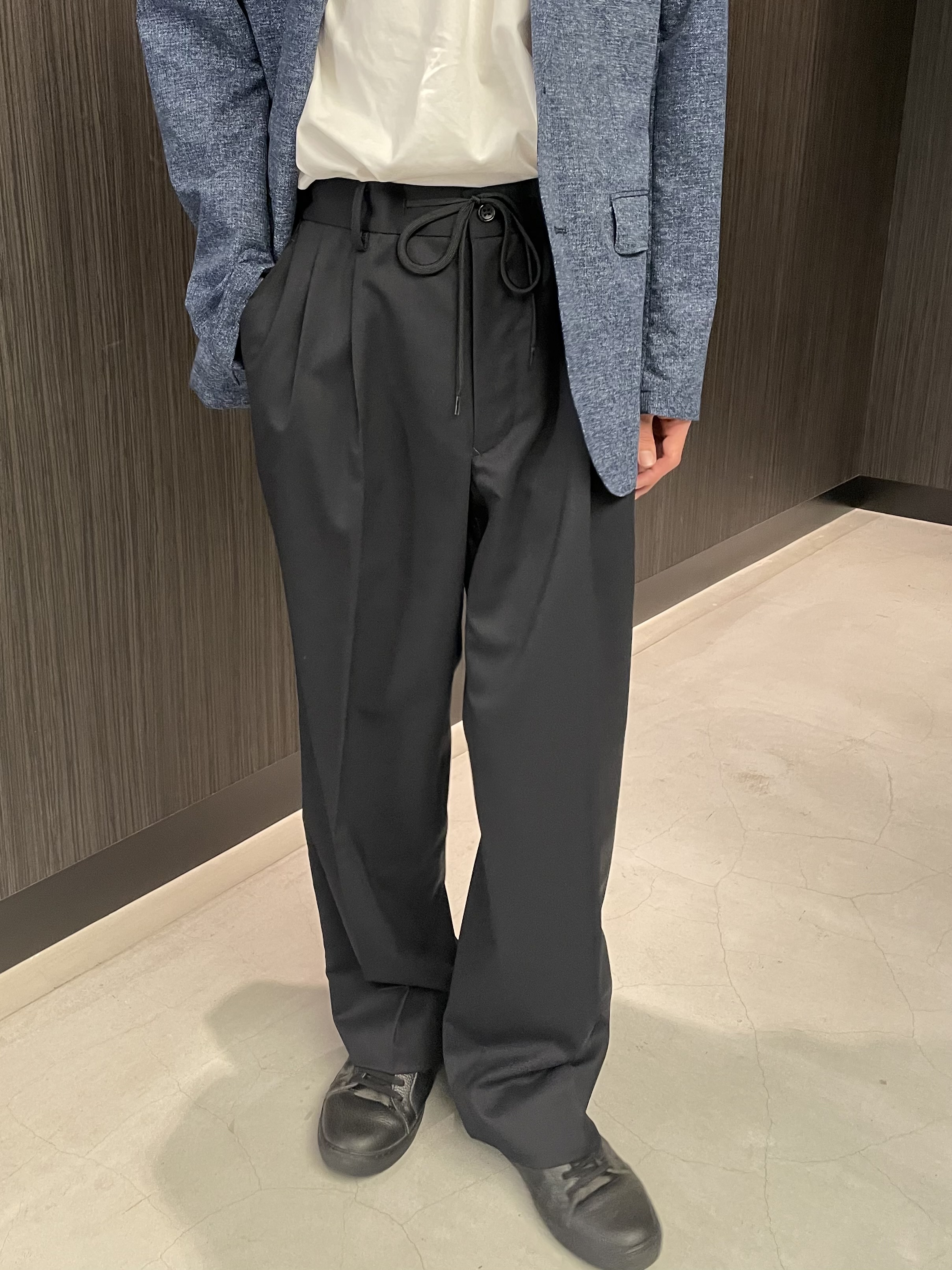 Okdさんの「TAKEO KIKUCHI｜【抗菌防臭】COOL DOTS（R）ドビープリント ジャケット」を使ったコーディネート