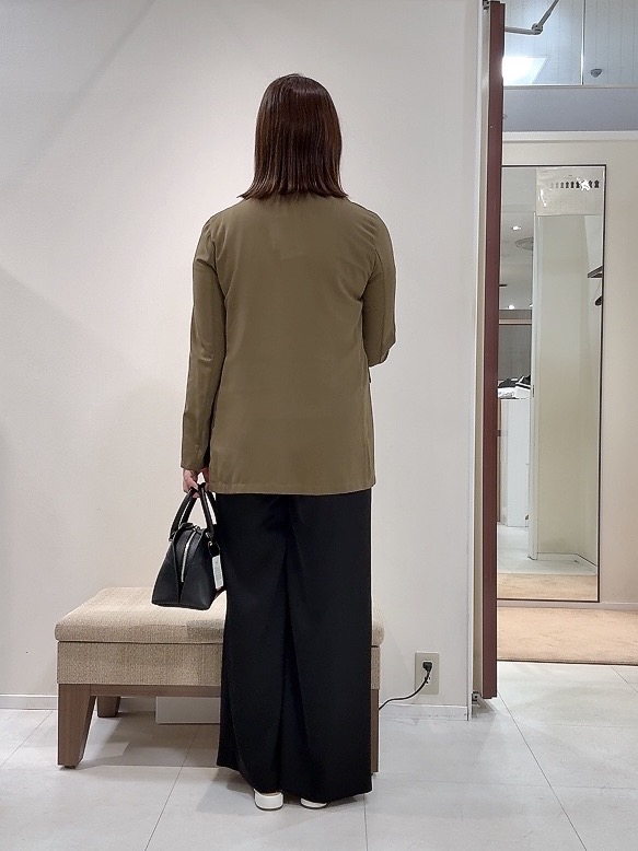 YUIさんの「UNTITLED｜【セットアップ可/接触冷感/通気性】ドライシアーダブルジャケット」を使ったコーディネート
