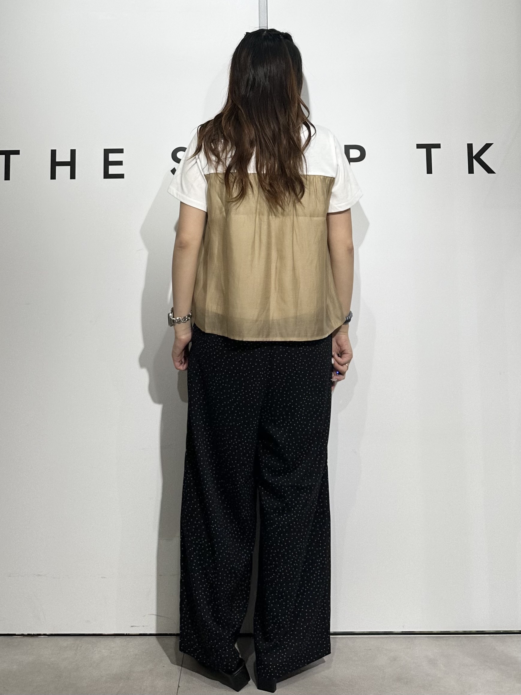 cottonさんの「THE SHOP TK｜【ひんやり／吸水速乾／UV】ビスチェ風 切り替えTシャツ」を使ったコーディネート