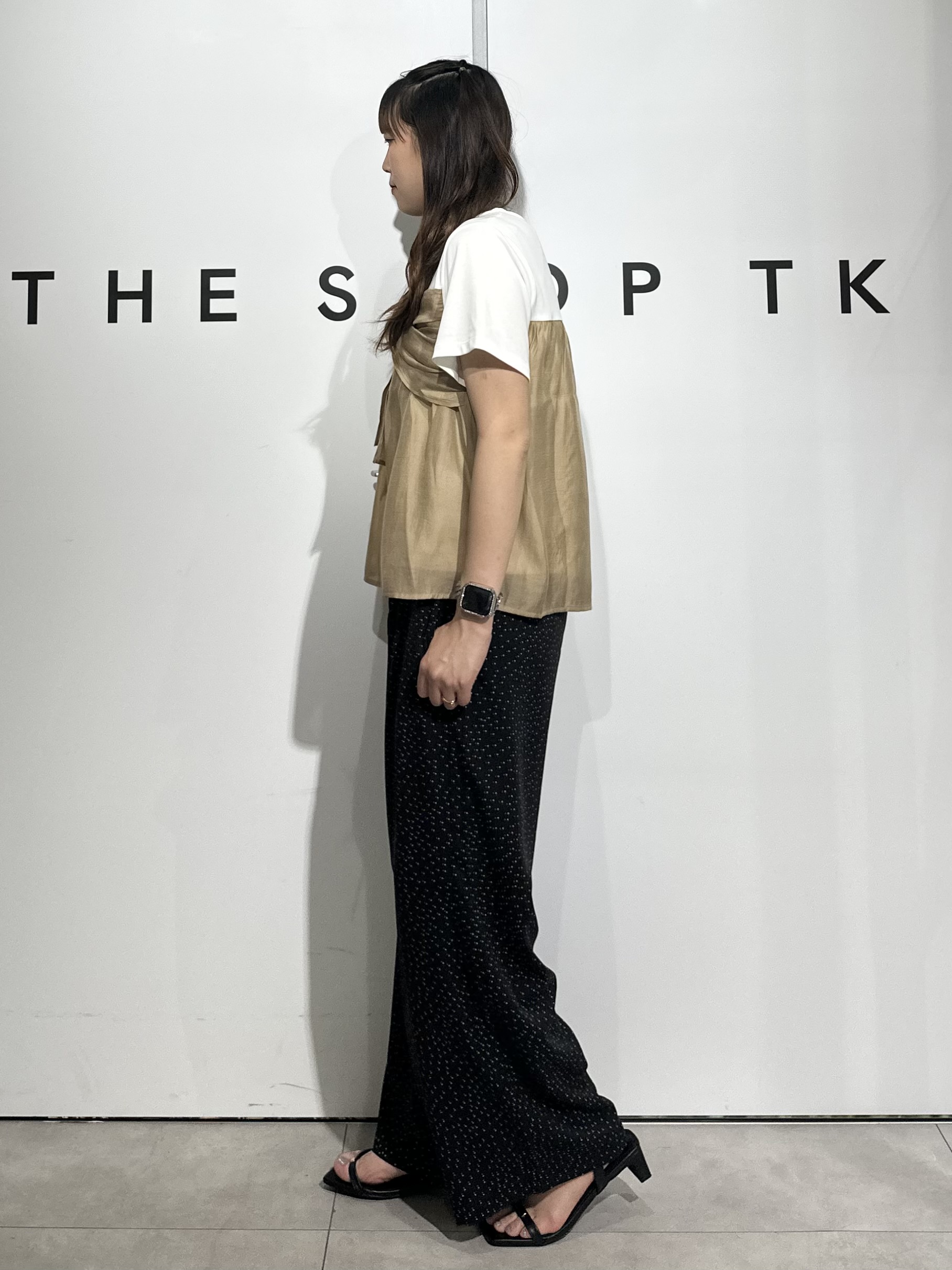 cottonさんの「THE SHOP TK｜【ひんやり／吸水速乾／UV】ビスチェ風 切り替えTシャツ」を使ったコーディネート