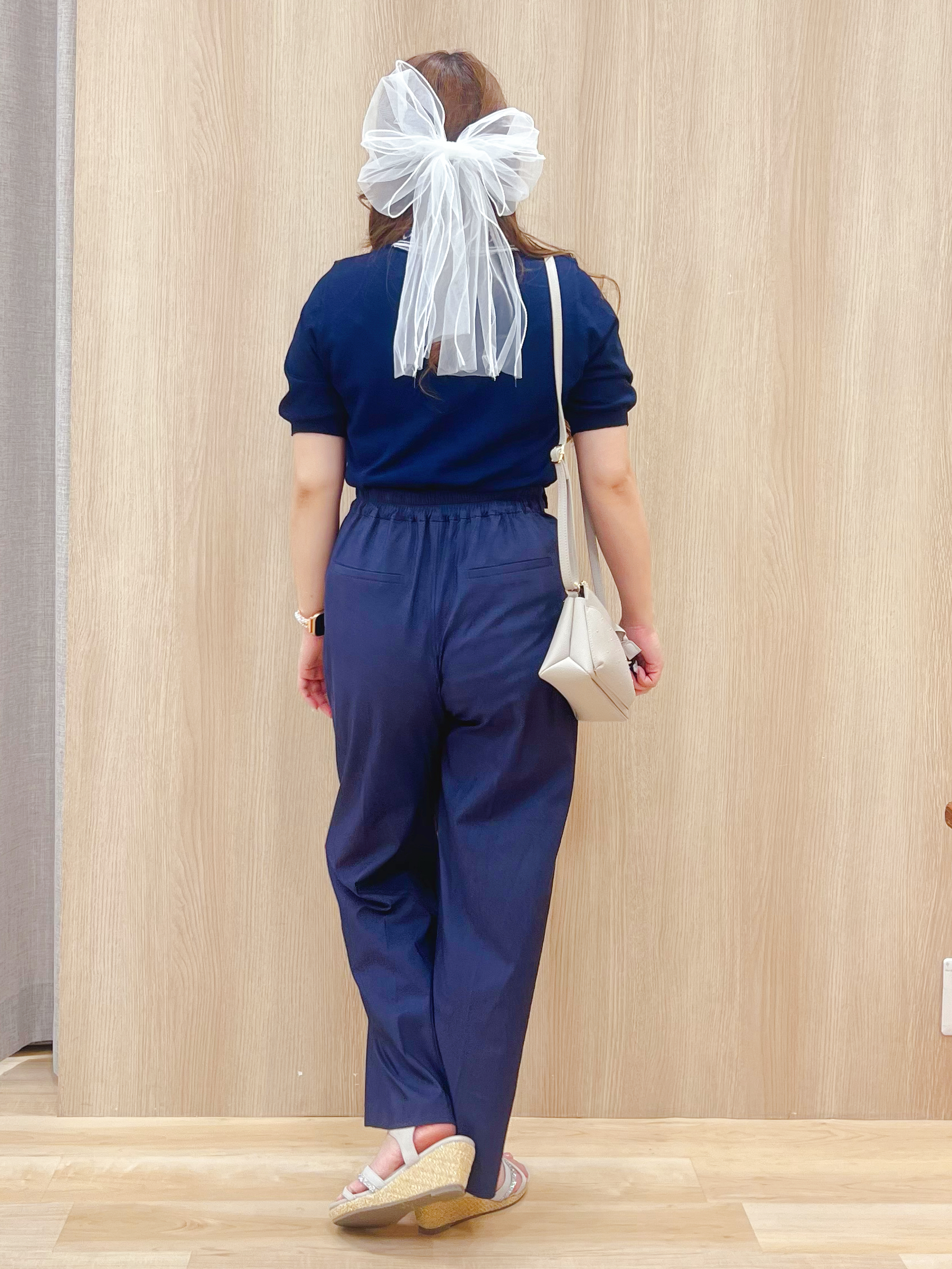 みことさんの「grove｜【大人気アイテム5分袖で登場！】スカーフ柄ボウタイ五分袖ニットプルオーバ―」を使ったコーディネート