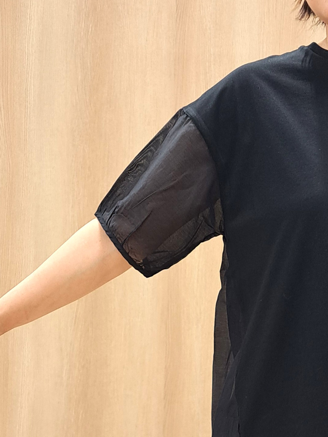 ふるさんの「grove｜【貴島明日香さん着用/UVカット】体型カバー叶う、バックプリーツTシャツ」を使ったコーディネート