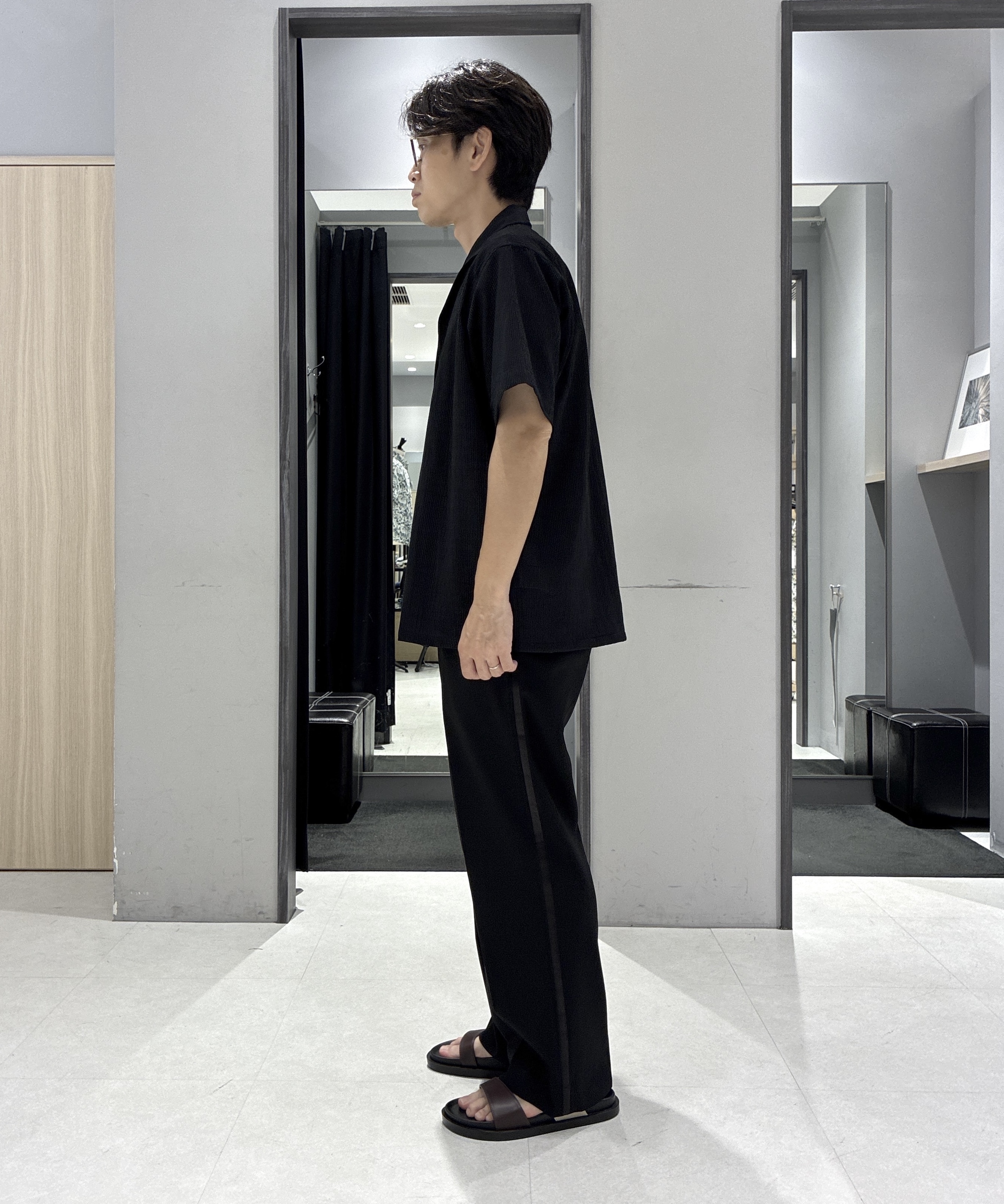 わいずみさんの「TAKEO KIKUCHI｜【通気性】トリコットサッカー オープンカラー シャツ」を使ったコーディネート