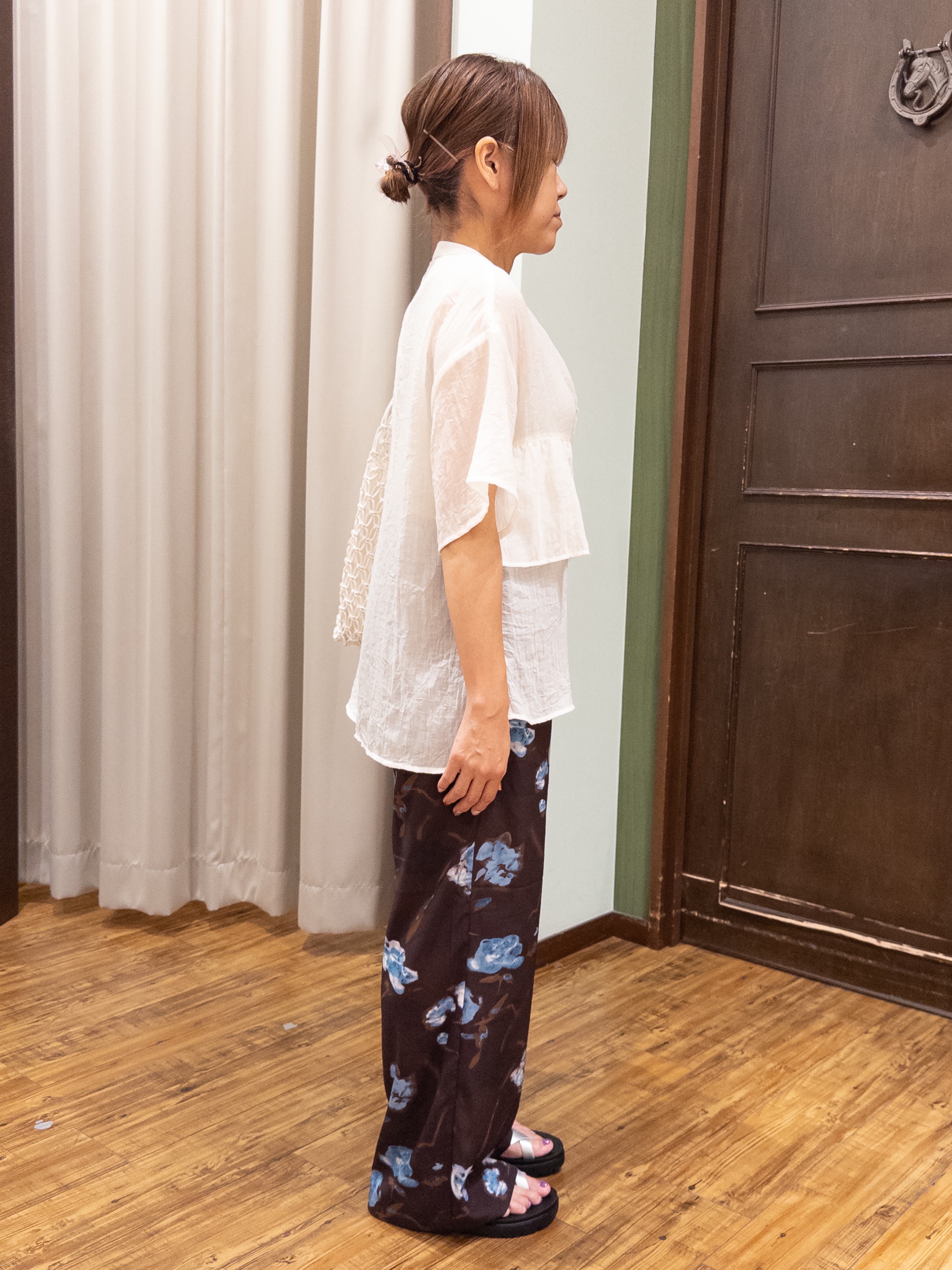 みかりん さんの「SHOO･LA･RUE｜フロントフリル シアーワッシャーブラウス」を使ったコーディネート