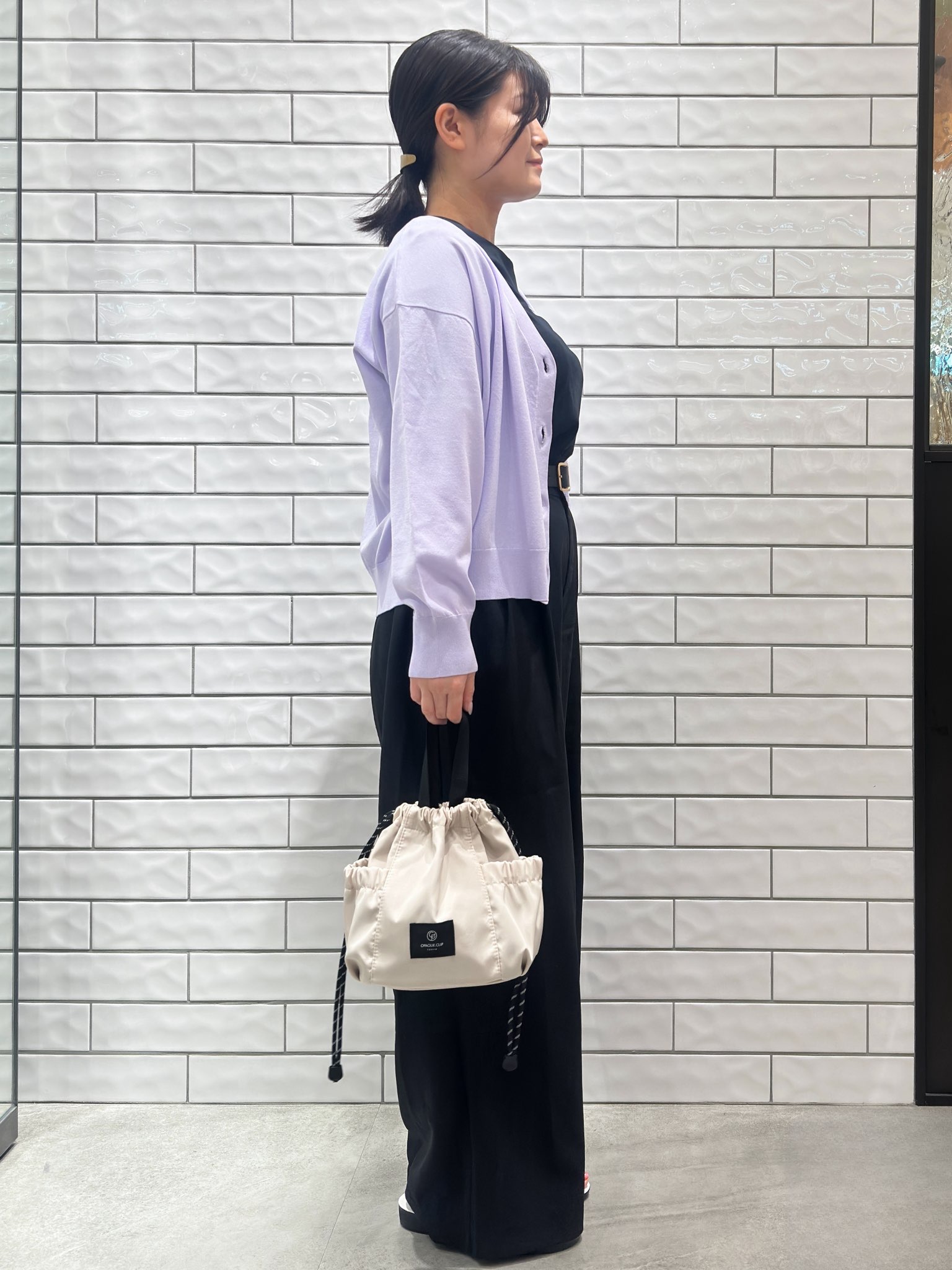 Minさんの「OPAQUE.CLIP｜【UV／接触冷感】Vネックリラクシーニットカーディガン《洗濯機OK／抗ピル》」を使ったコーディネート