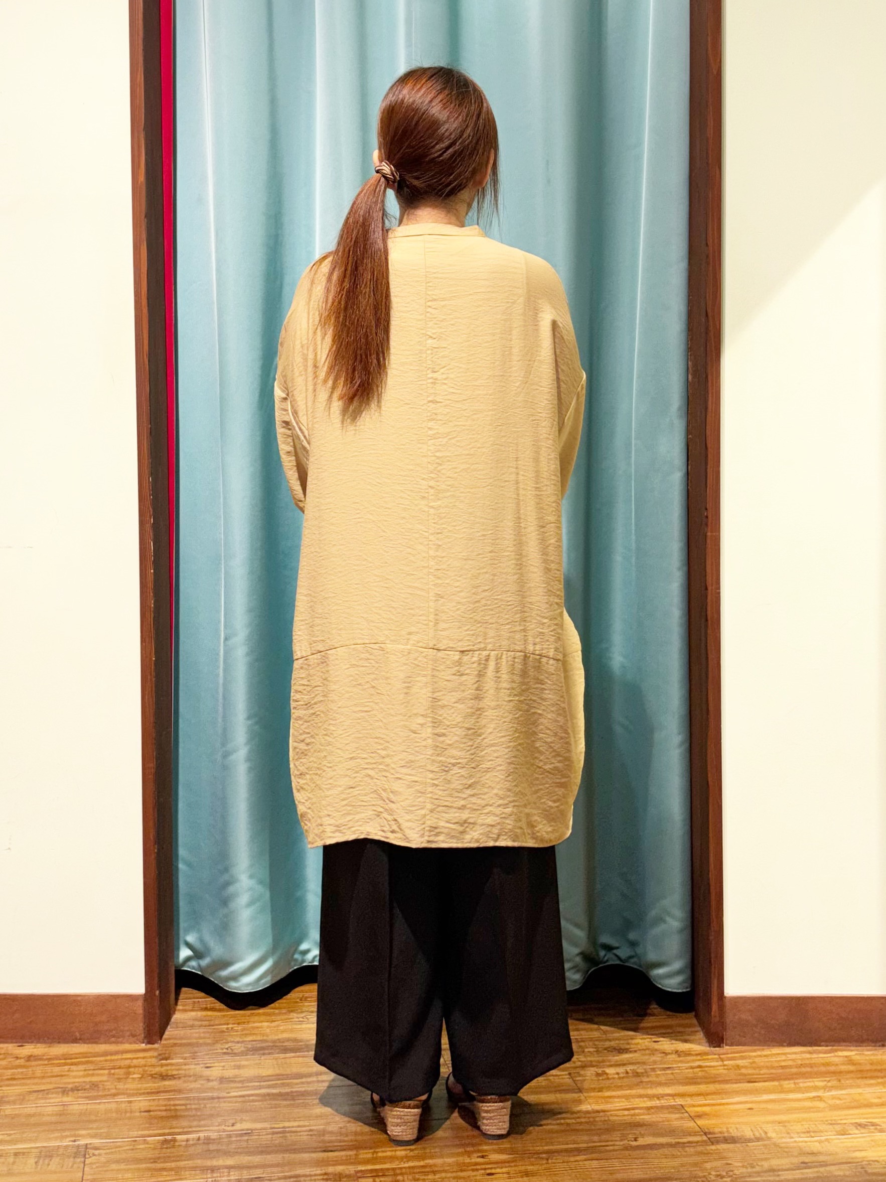 tukiさんの「SHOO･LA･RUE｜【ひんやり/S-LL/洗濯機可】体型カバーにも ゆるっとリラックスチュニック」を使ったコーディネート