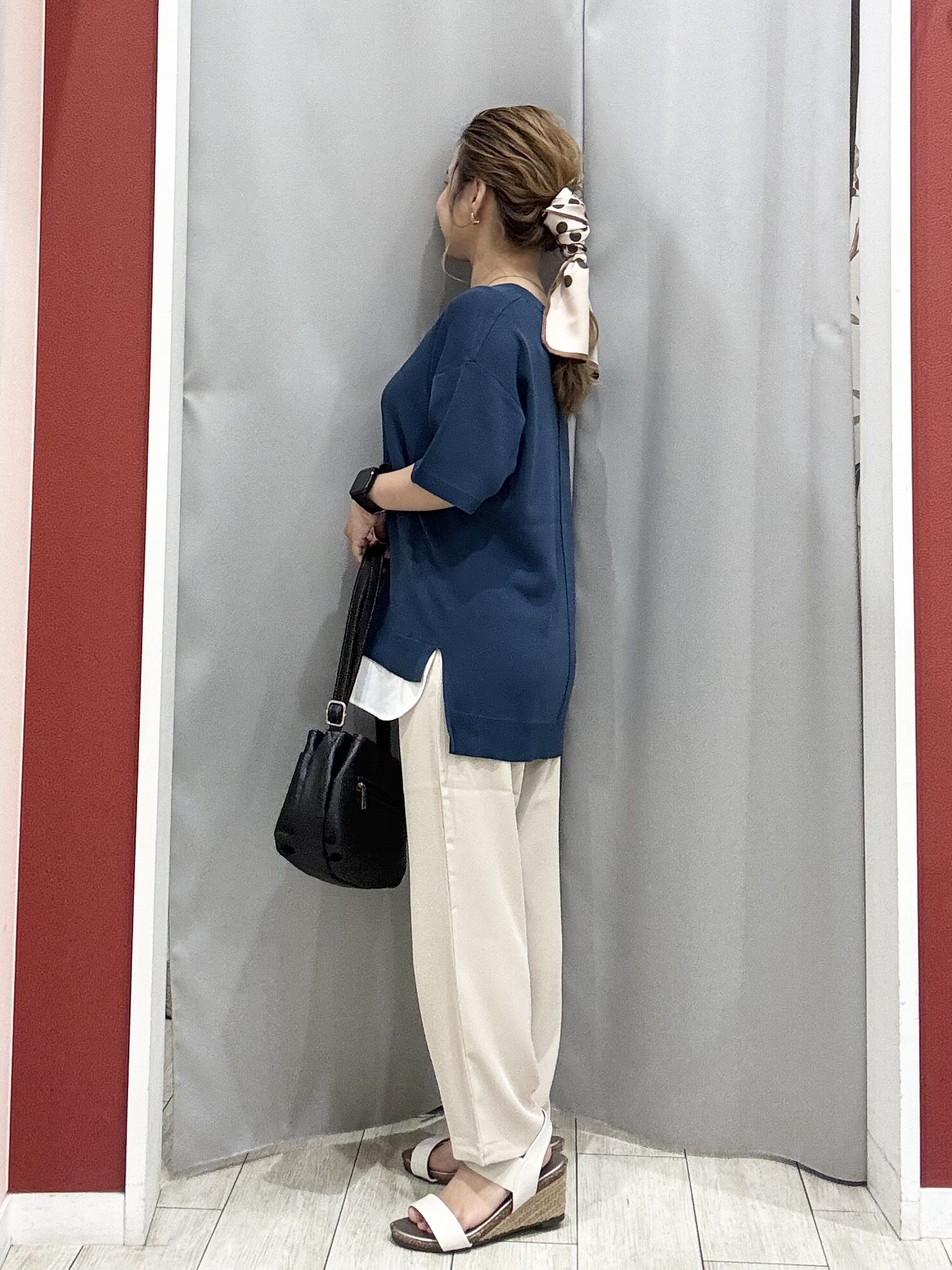 shioさんの「SHOO･LA･RUE｜【ひんやり/UV/洗濯機可/S-LL】毛玉になりにくい シャツレイヤード風 半袖ニット」を使ったコーディネート