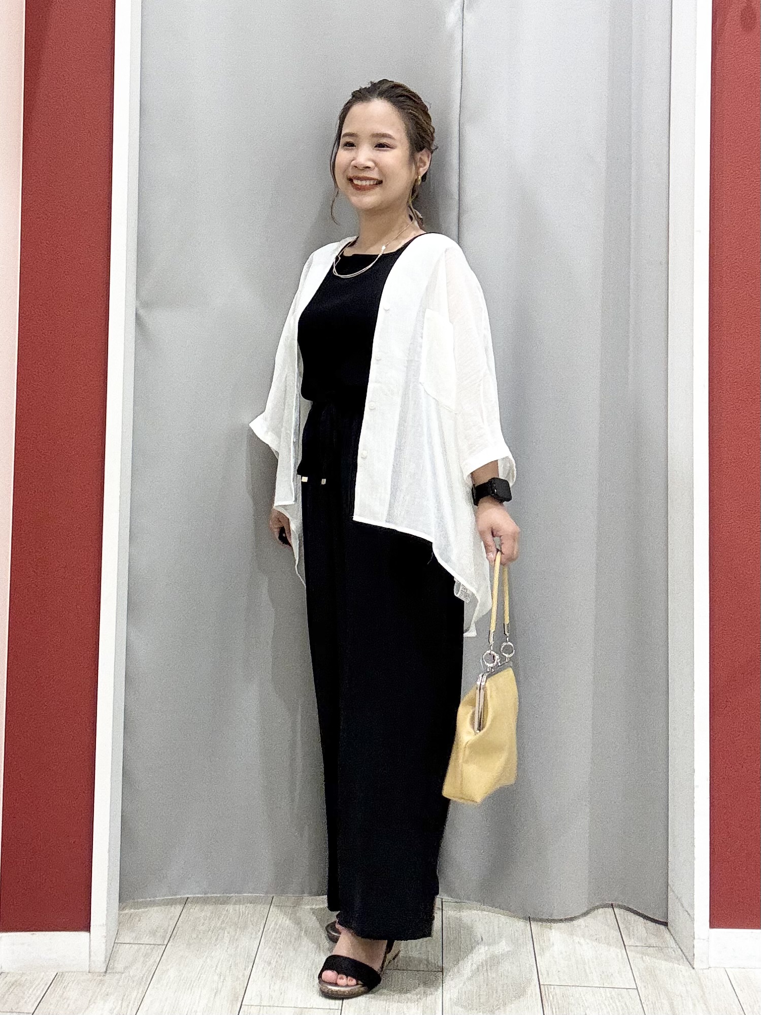 shioさんの「SHOO･LA･RUE｜【洗濯機可/選べる6色】ナチュラルな風合いが魅力 ゆったり楊柳シアードルマンブラウス」を使ったコーディネート