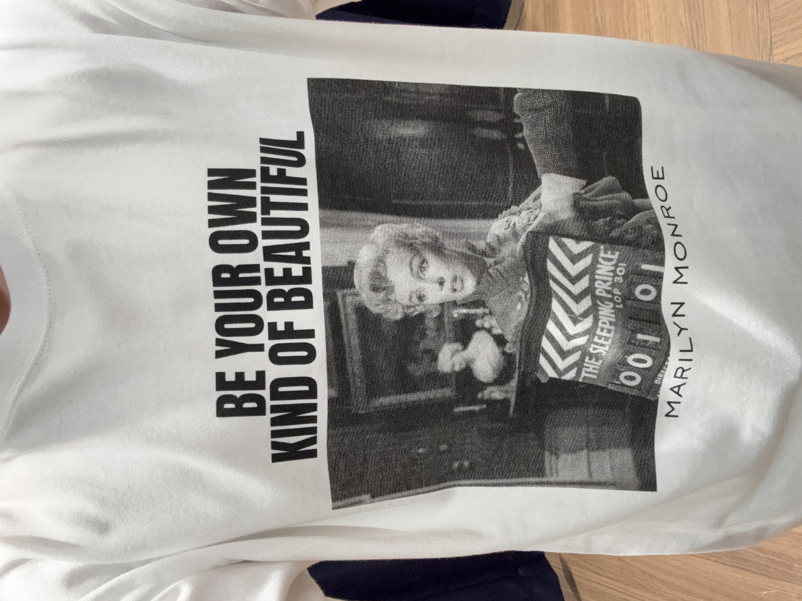 カシマさんの「THE SHOP TK｜別注マリリン・モンロー / グラフィック半袖Tシャツ」を使ったコーディネート